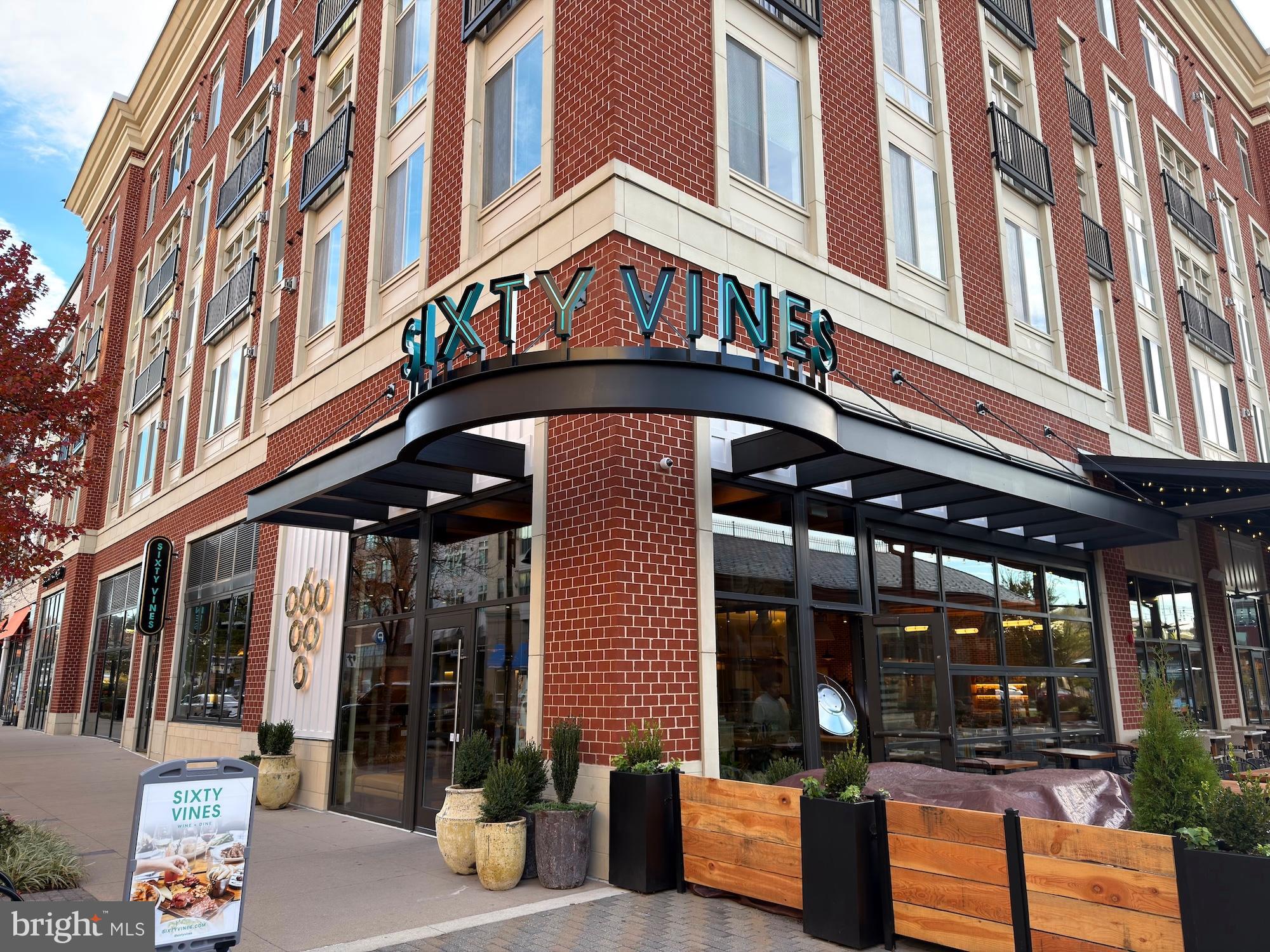 CROWN FARM - Residential