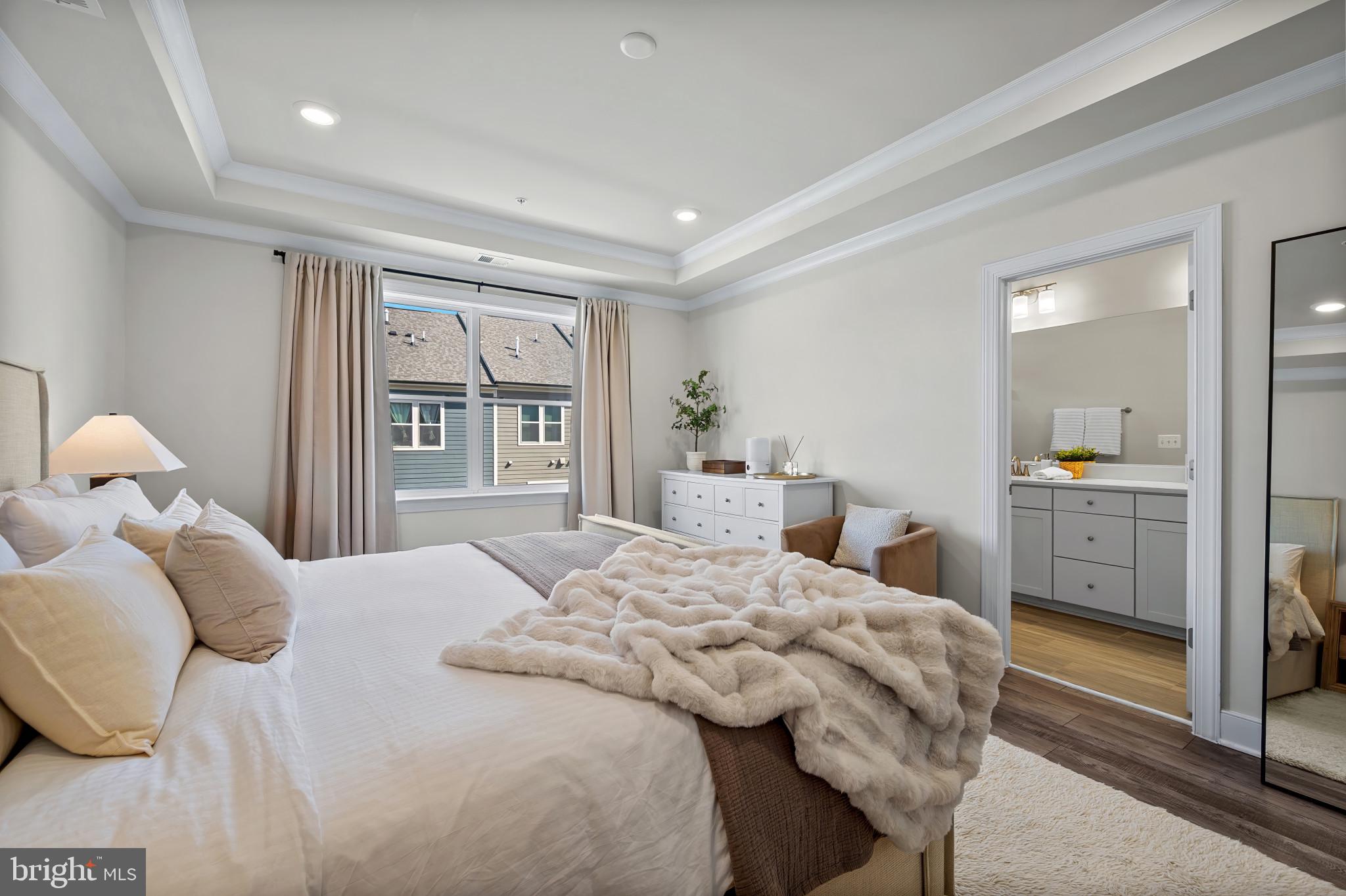 CROWN FARM - Residential