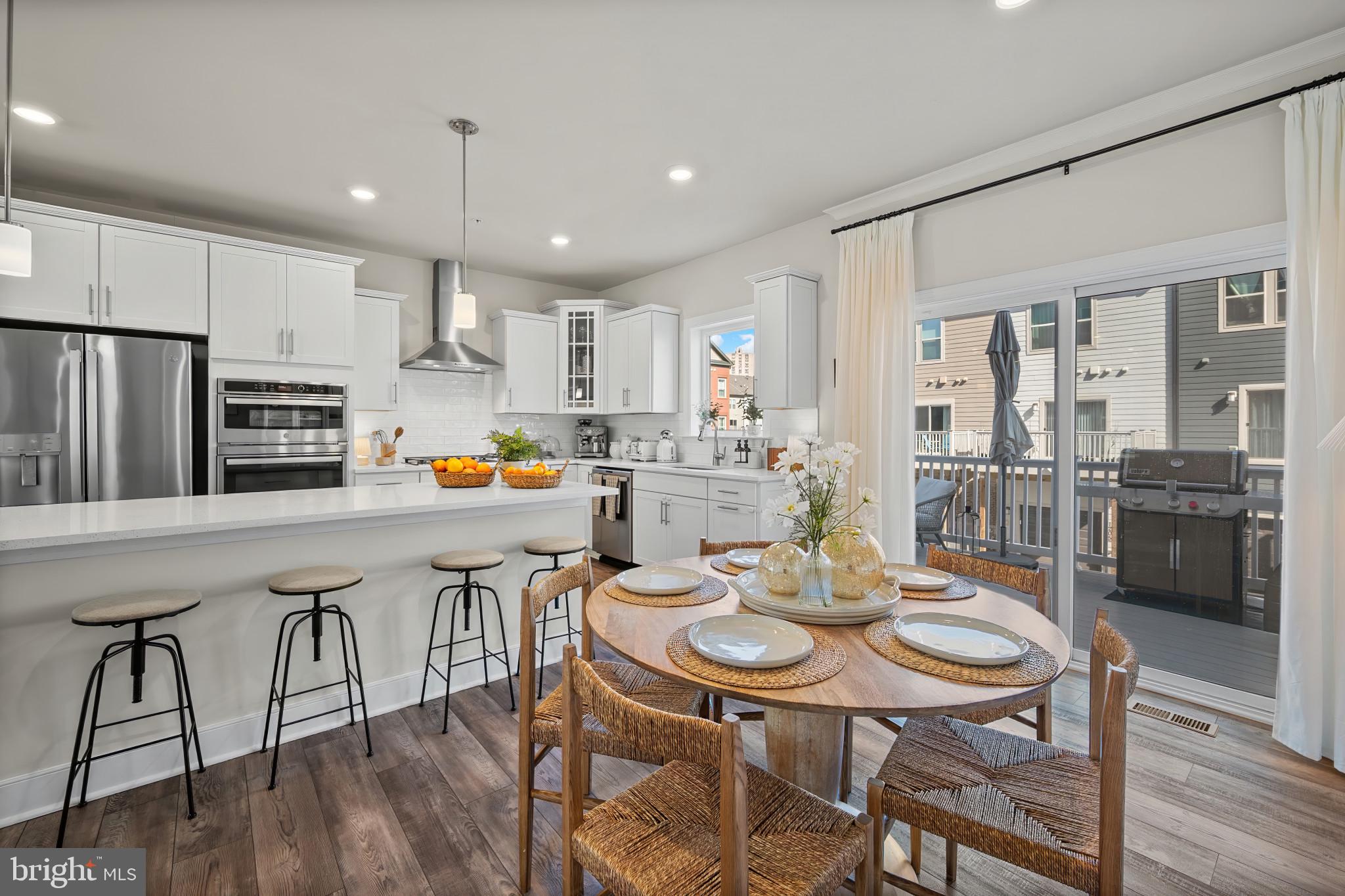 CROWN FARM - Residential