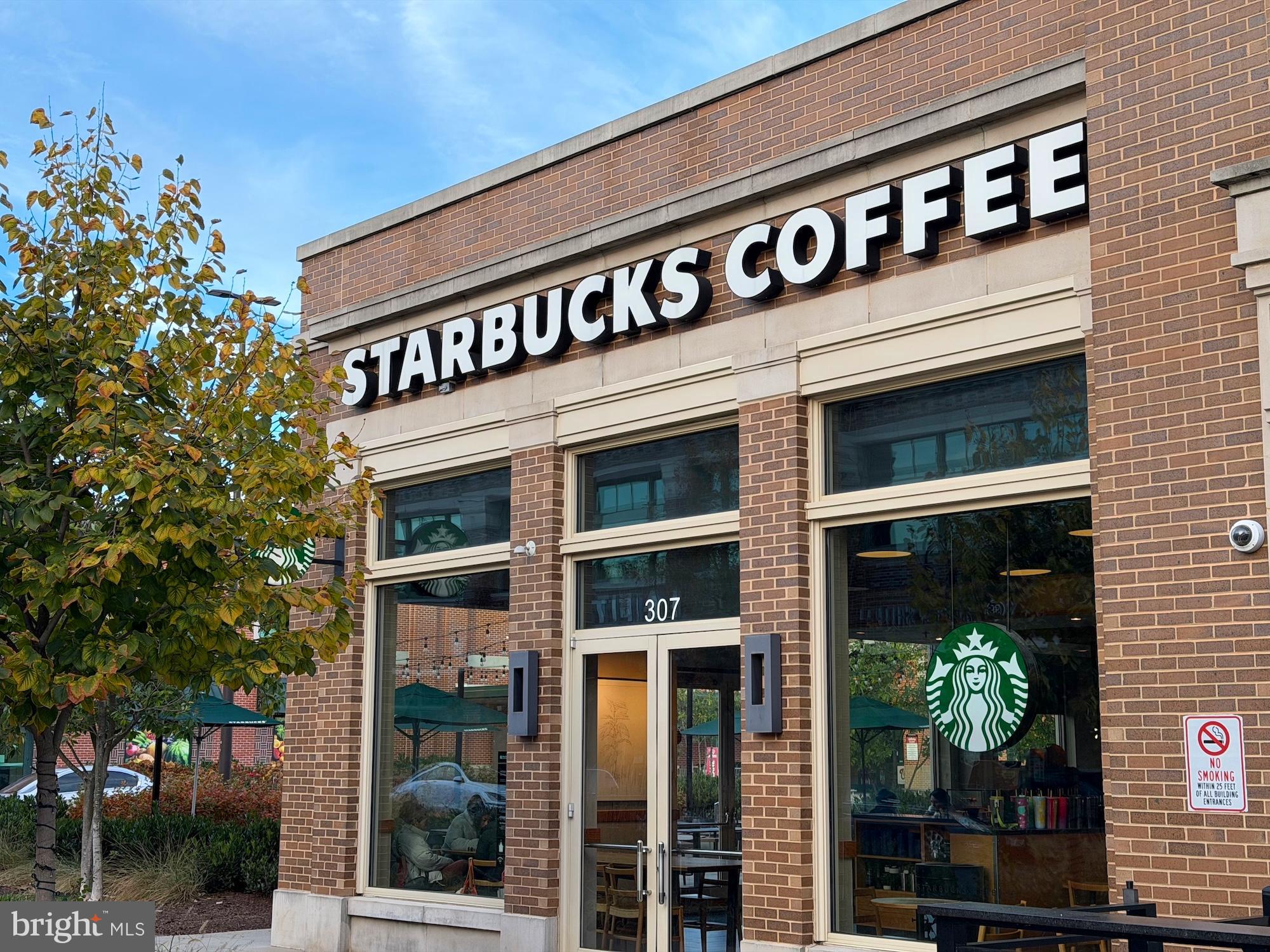 CROWN FARM - Residential