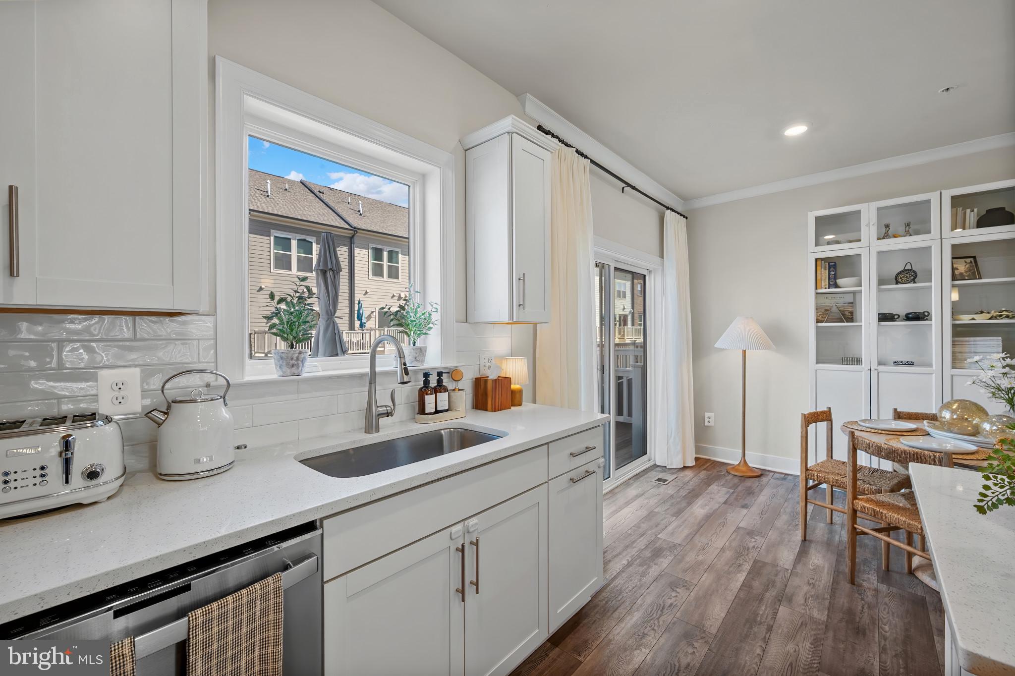 CROWN FARM - Residential