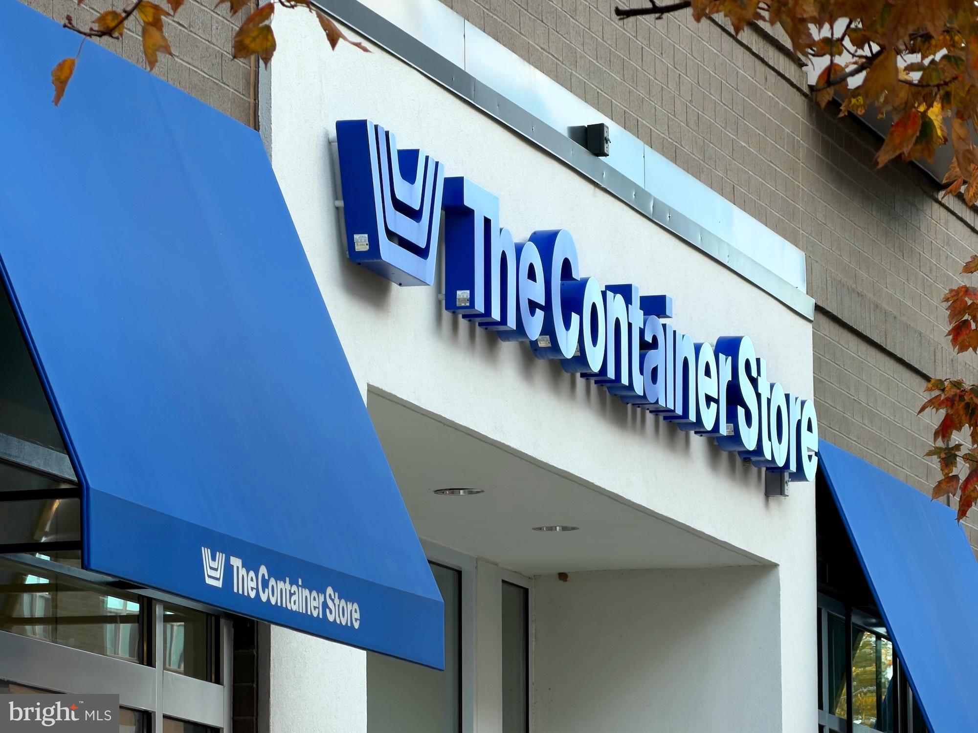 CROWN FARM - Residential