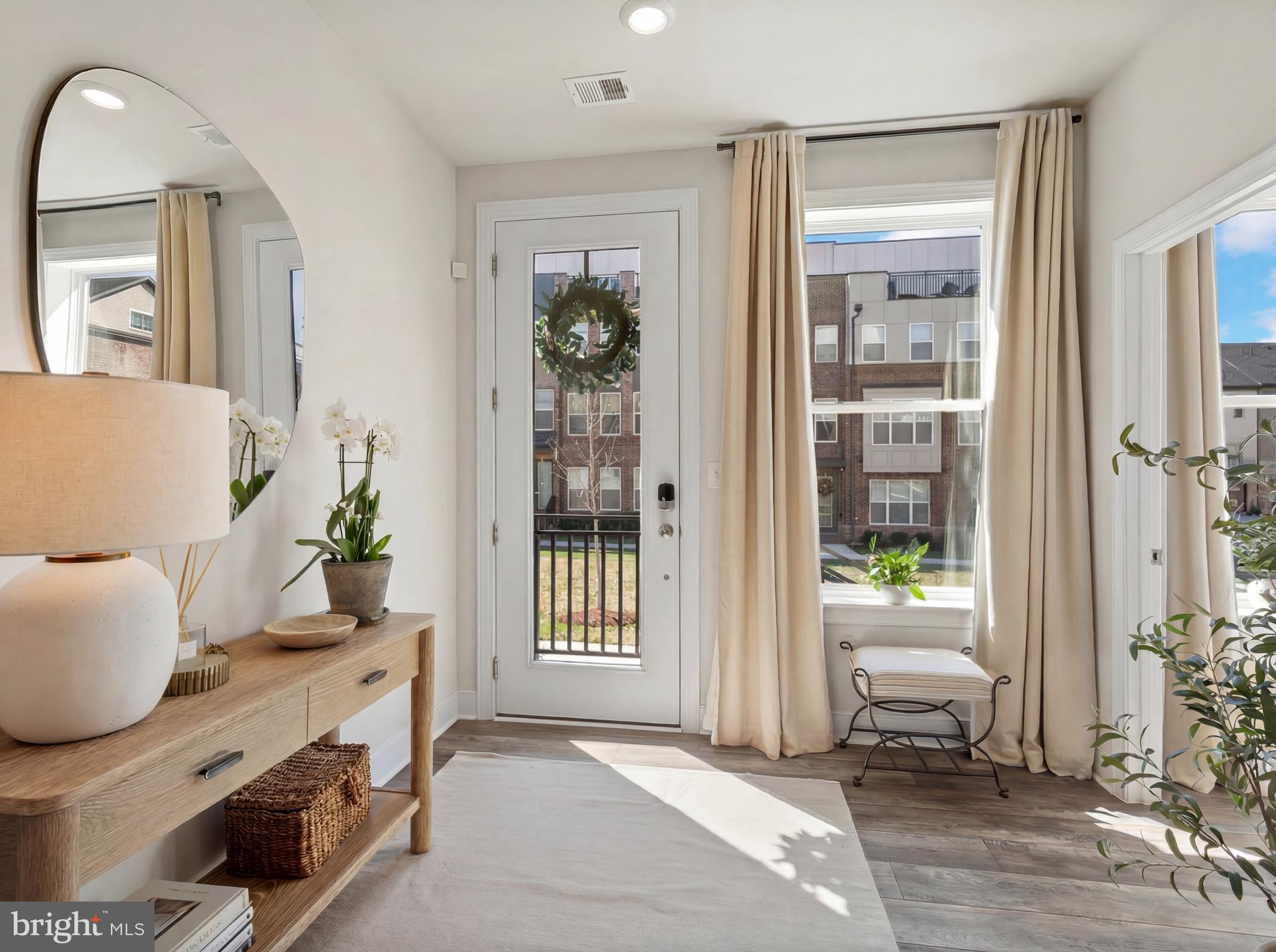 CROWN FARM - Residential