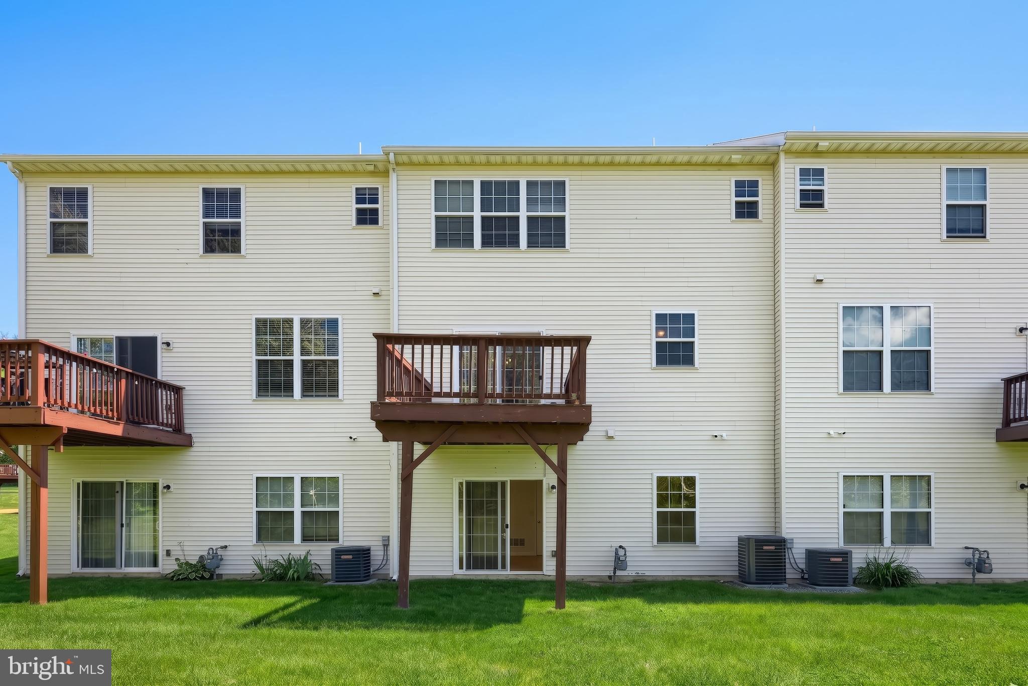 2312 SUNNY HILL CIRCLE 2312