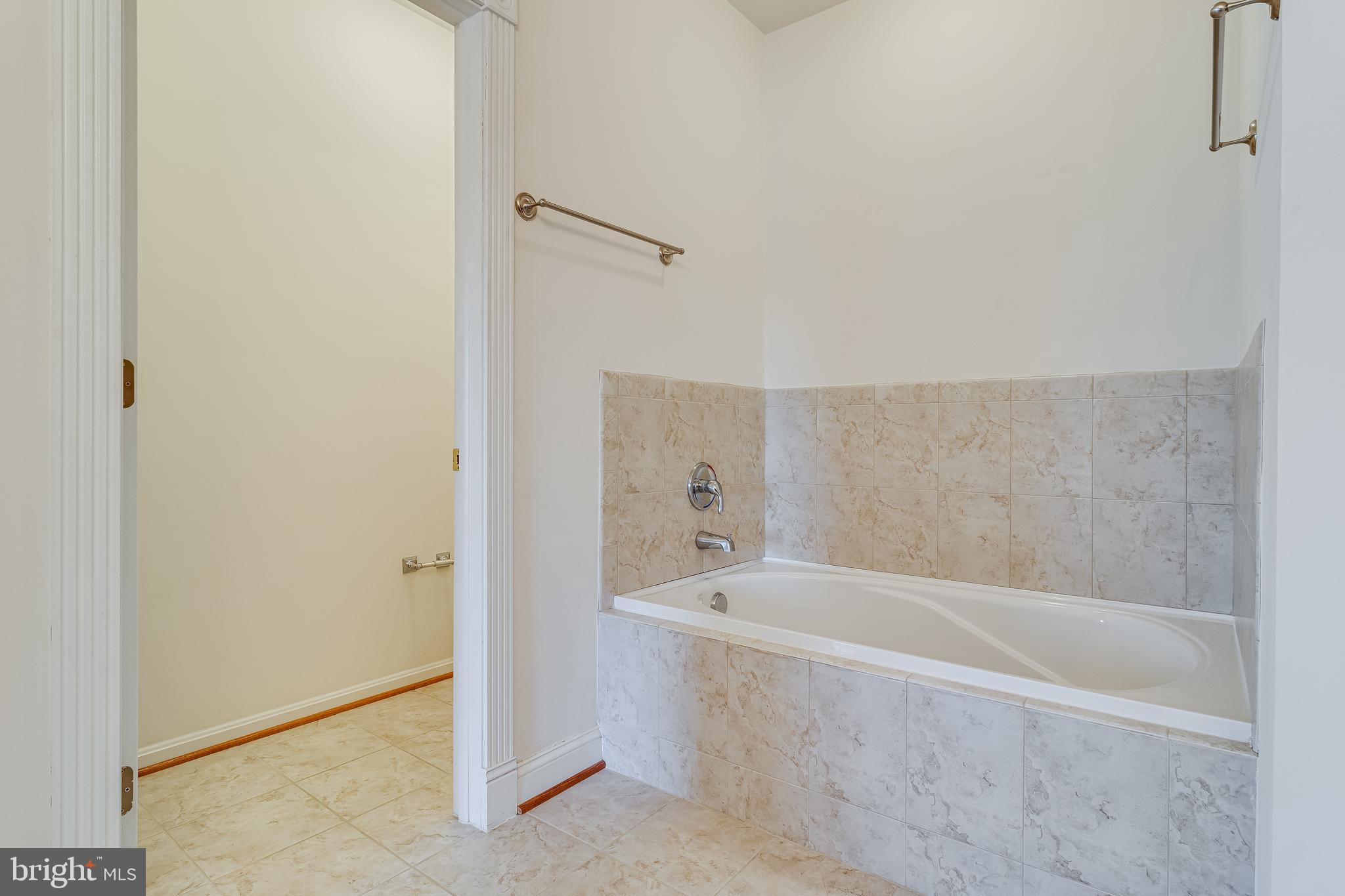 CENTENNIAL COMMONS - Residential