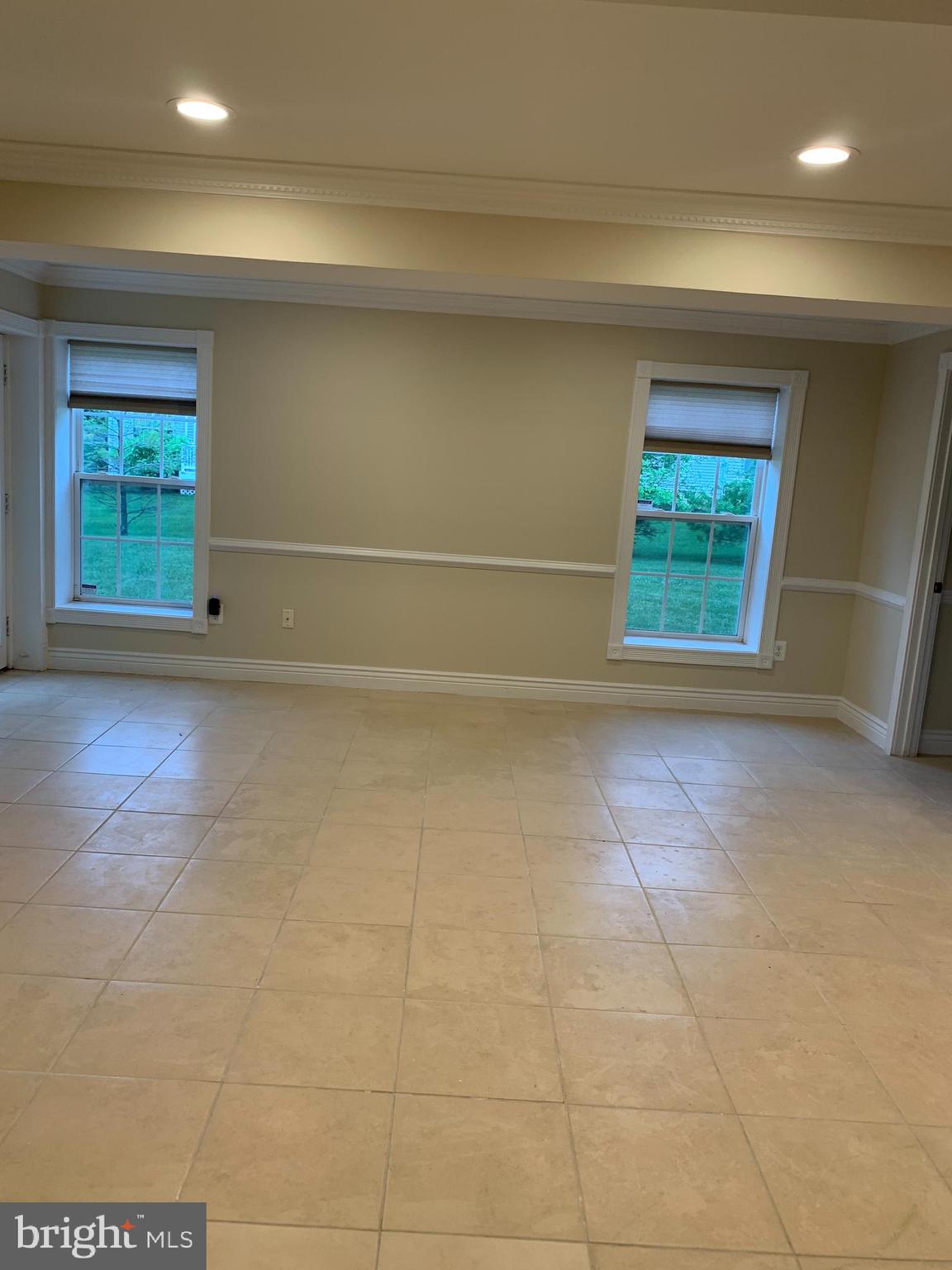 CLARKS GLEN - Residential Lease