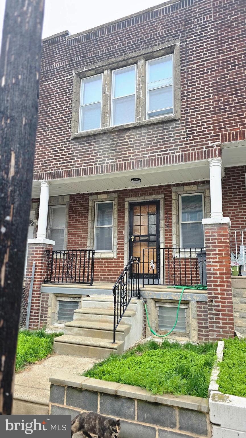 174 W RAYMOND STREET