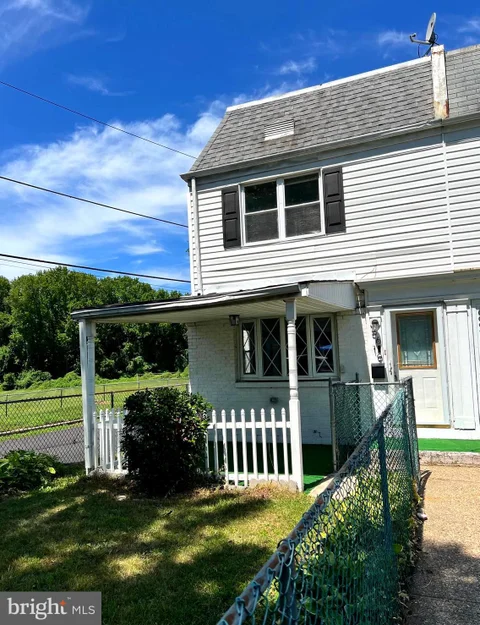 MLS: PABU2127294