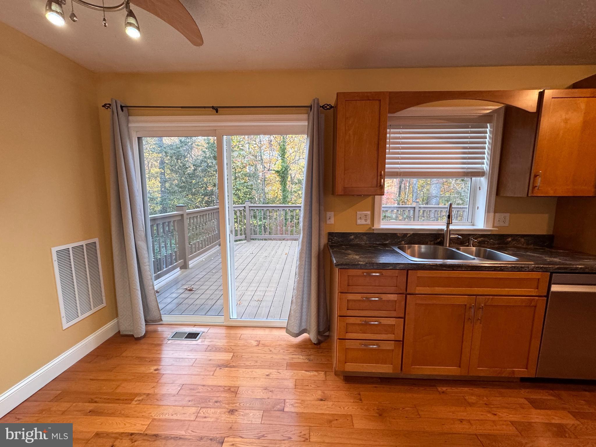 RIVERWOOD FARMS - Residential