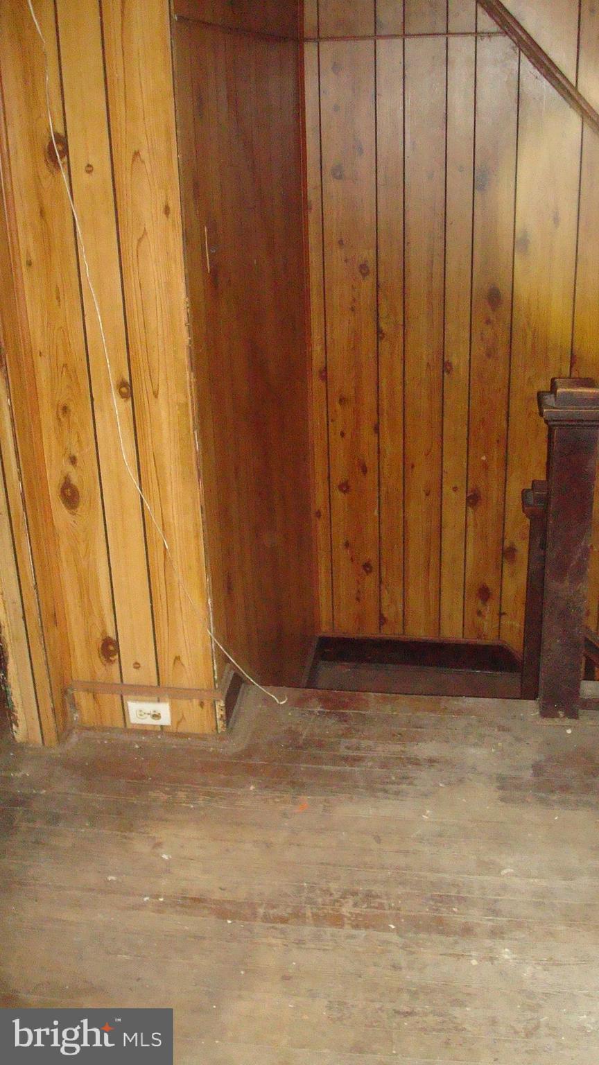 EDMONDSON VILLAGE - Residential