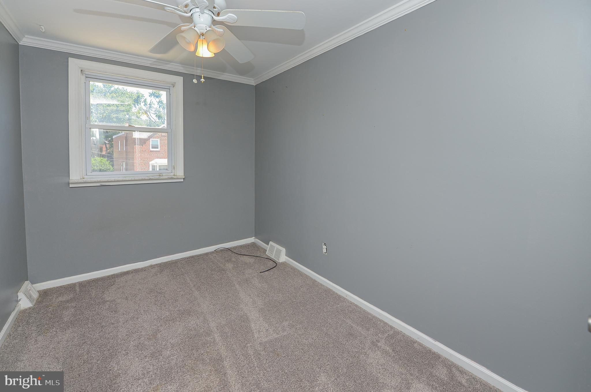 ROXBOROUGH - Residential