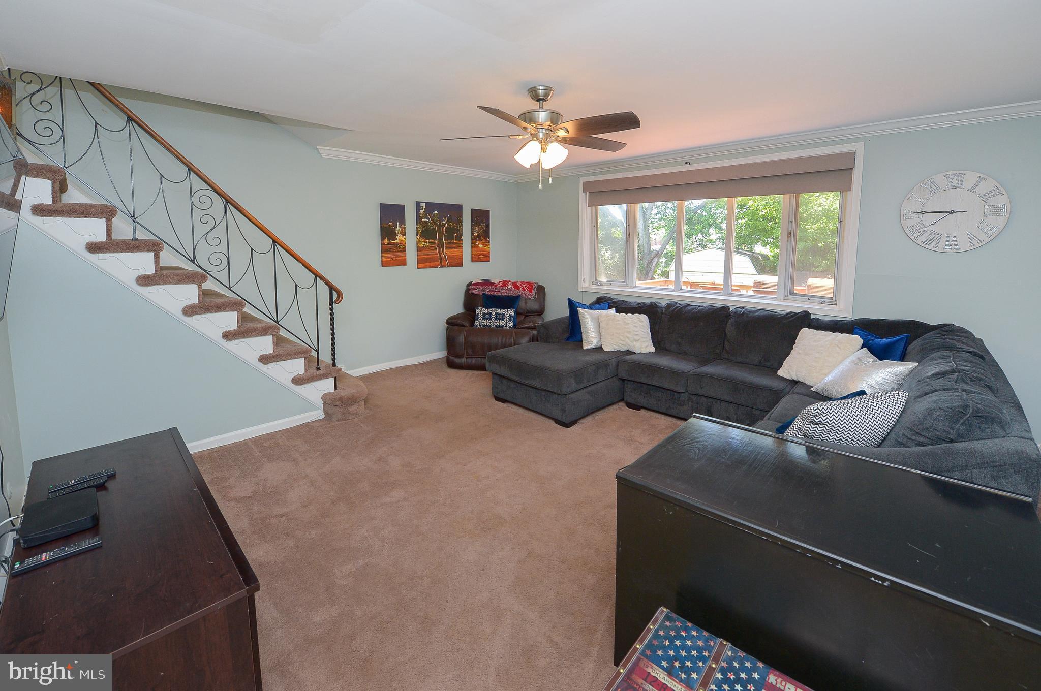 ROXBOROUGH - Residential