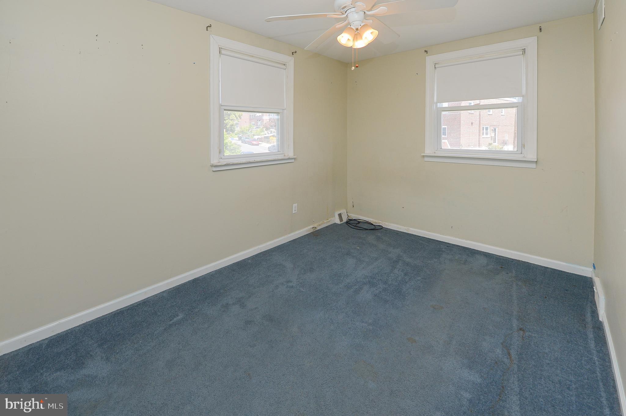 ROXBOROUGH - Residential