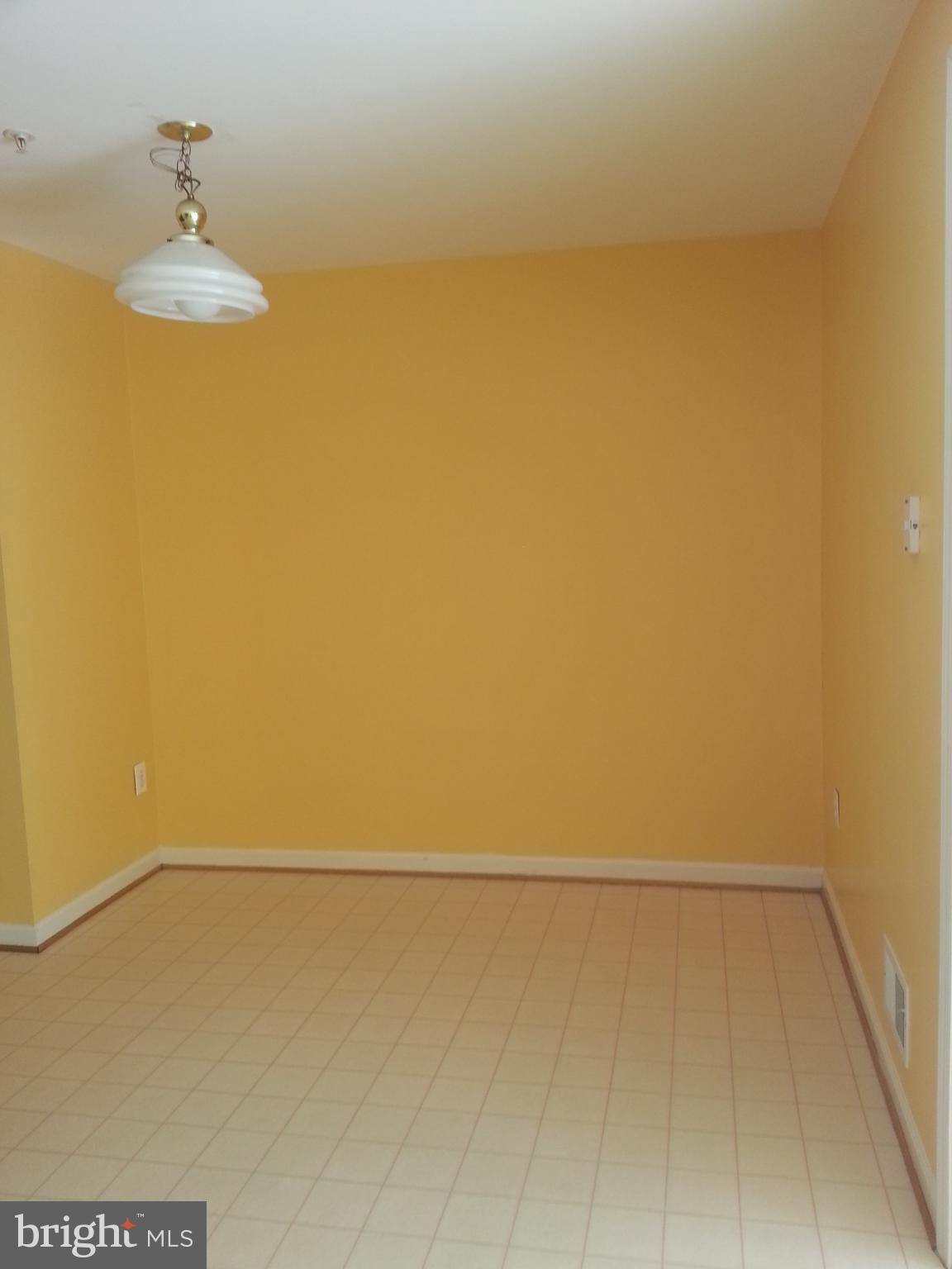 KINGSVIEW RIDGE - Residential Lease