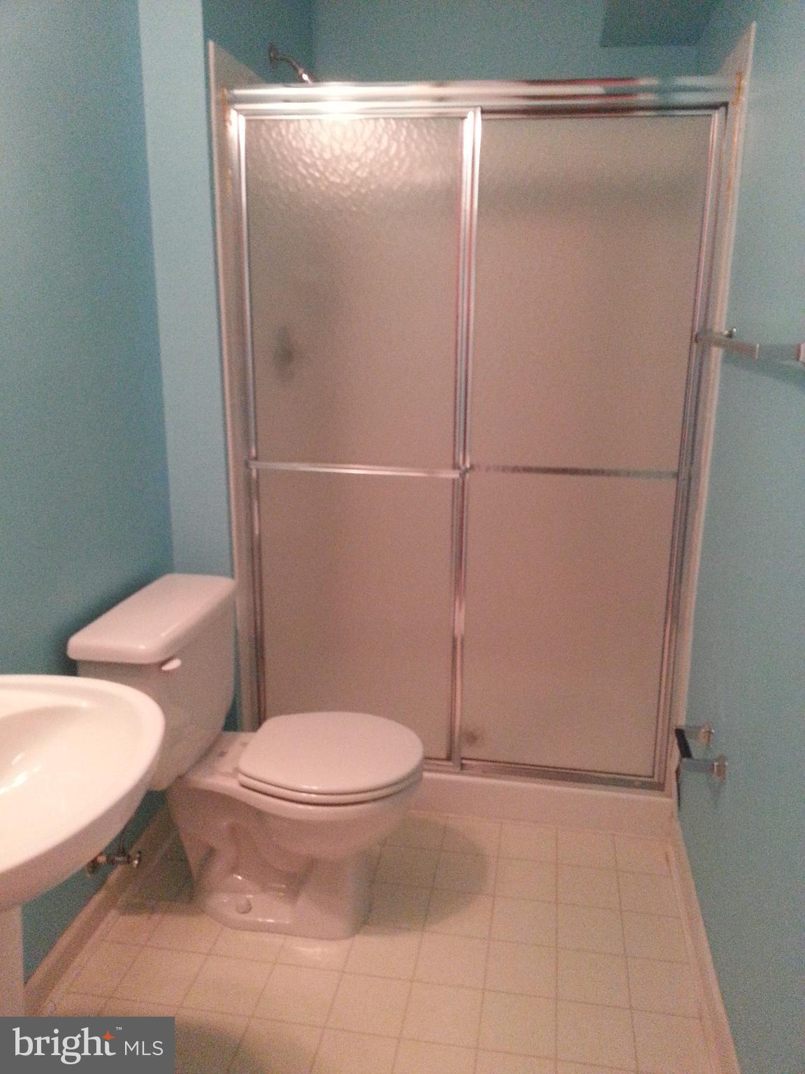 KINGSVIEW RIDGE - Residential Lease