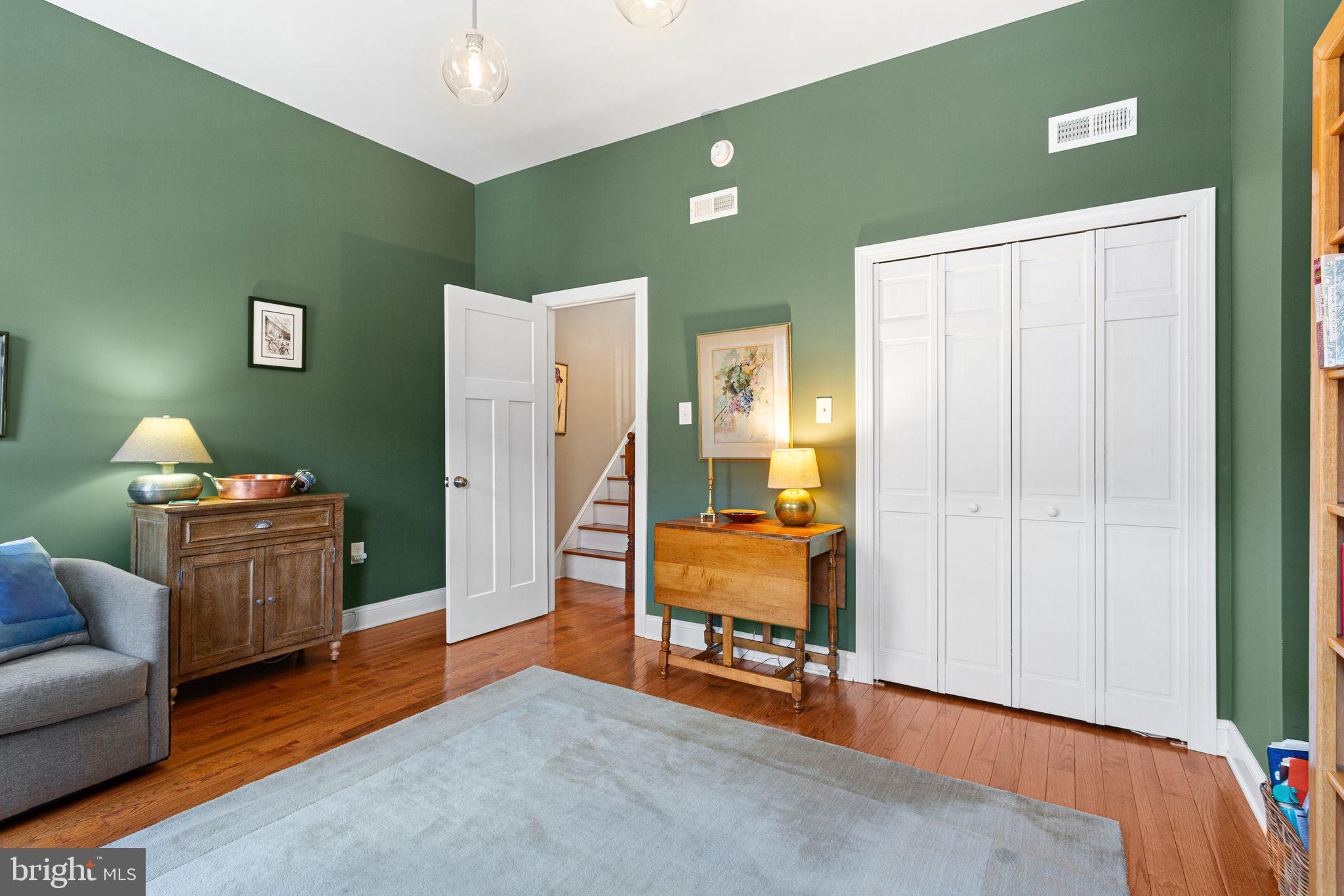 ART MUSEUM AREA - Residential