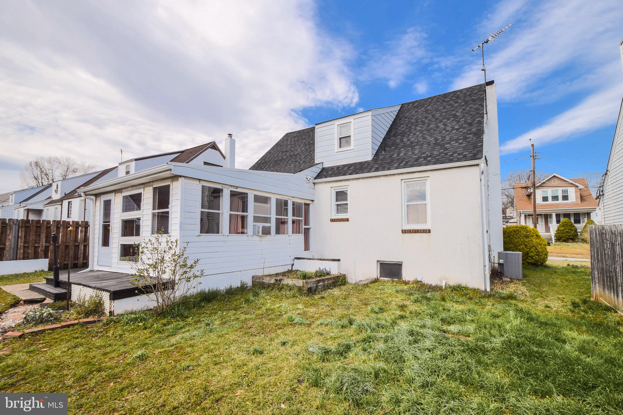 ROSELAND HEIGHTS - Residential Lease