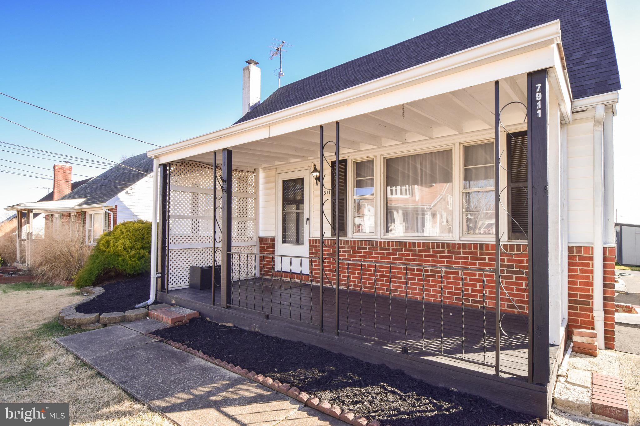 ROSELAND HEIGHTS - Residential Lease