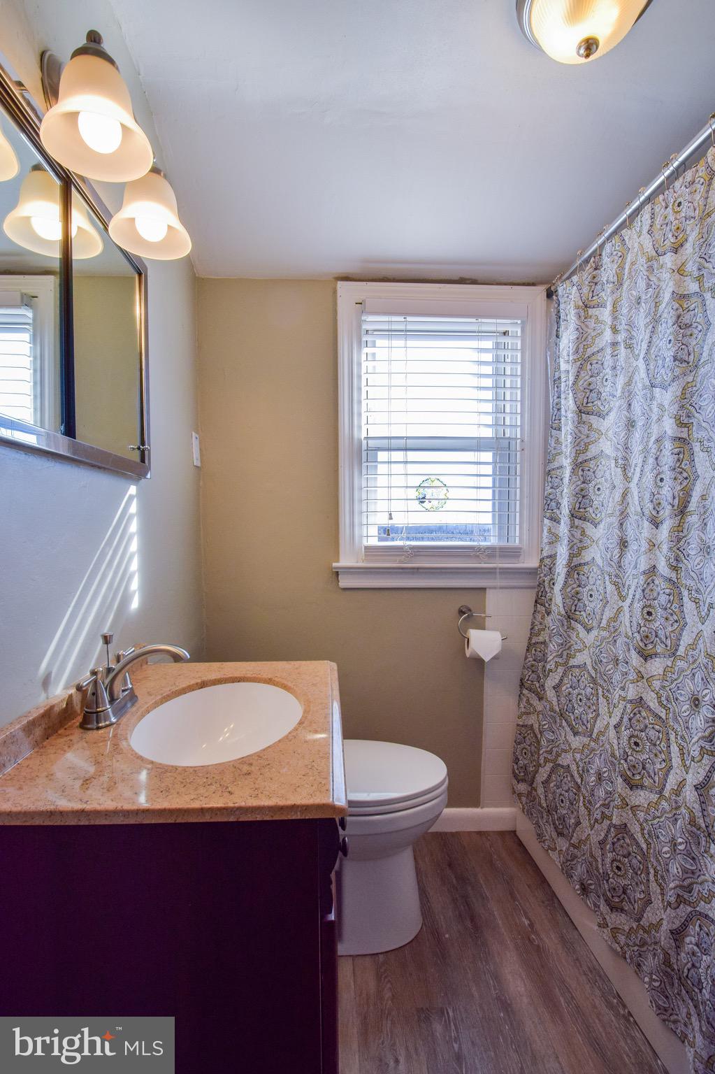 ROSELAND HEIGHTS - Residential Lease