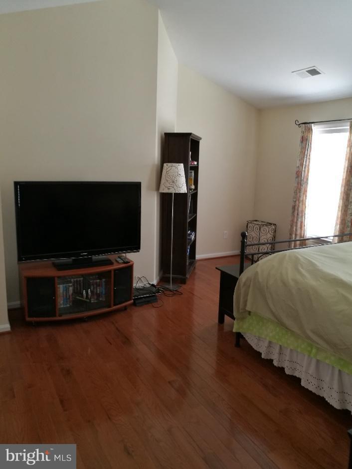 POLO FIELDS - Residential