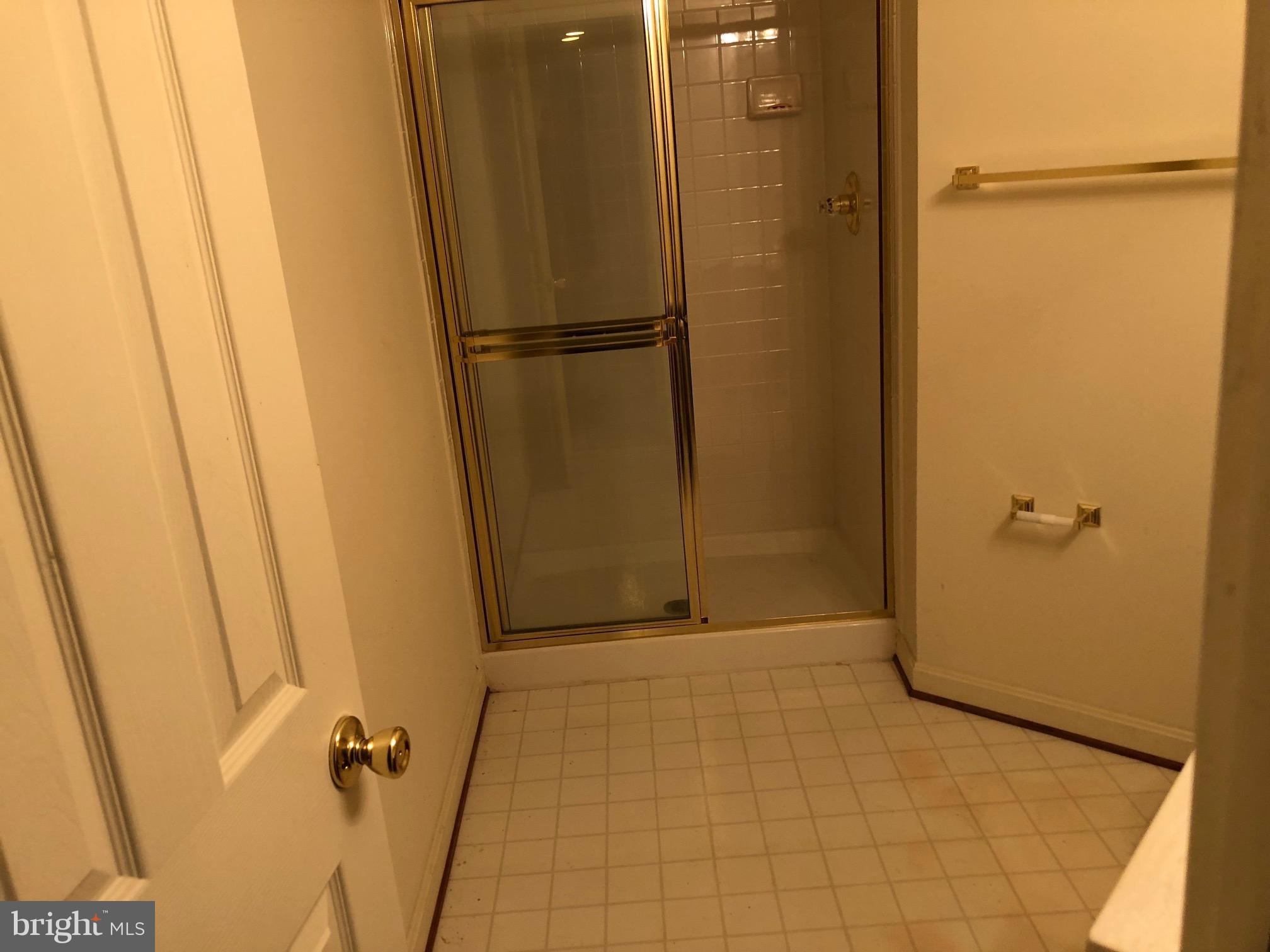 POLO FIELDS - Residential