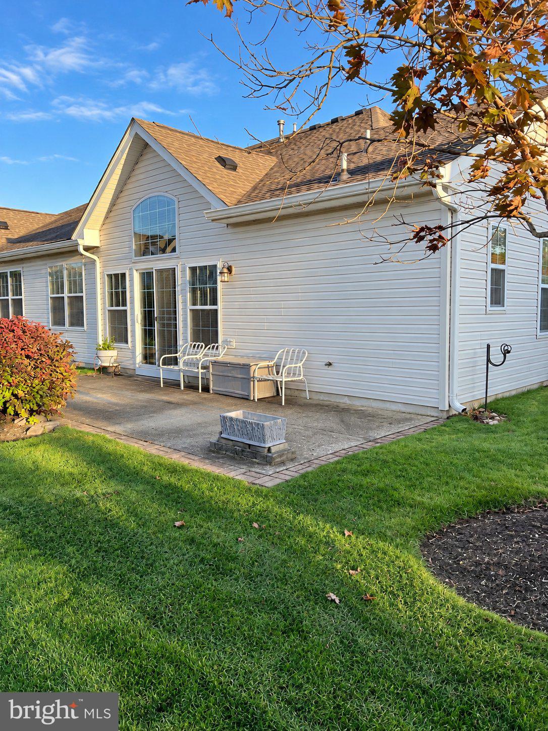 10 LADY SLIPPER LANE