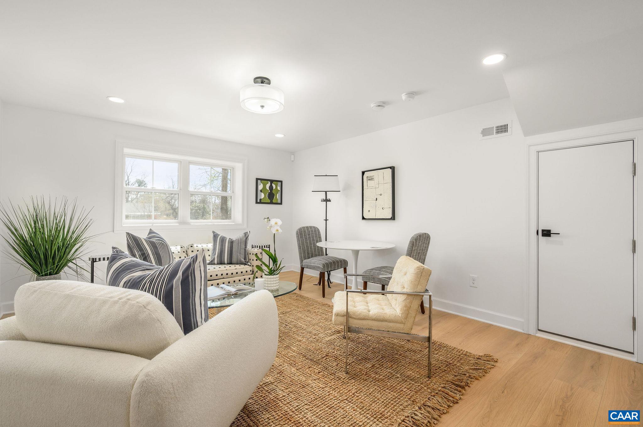 CANTERBURY HILLS - Residential