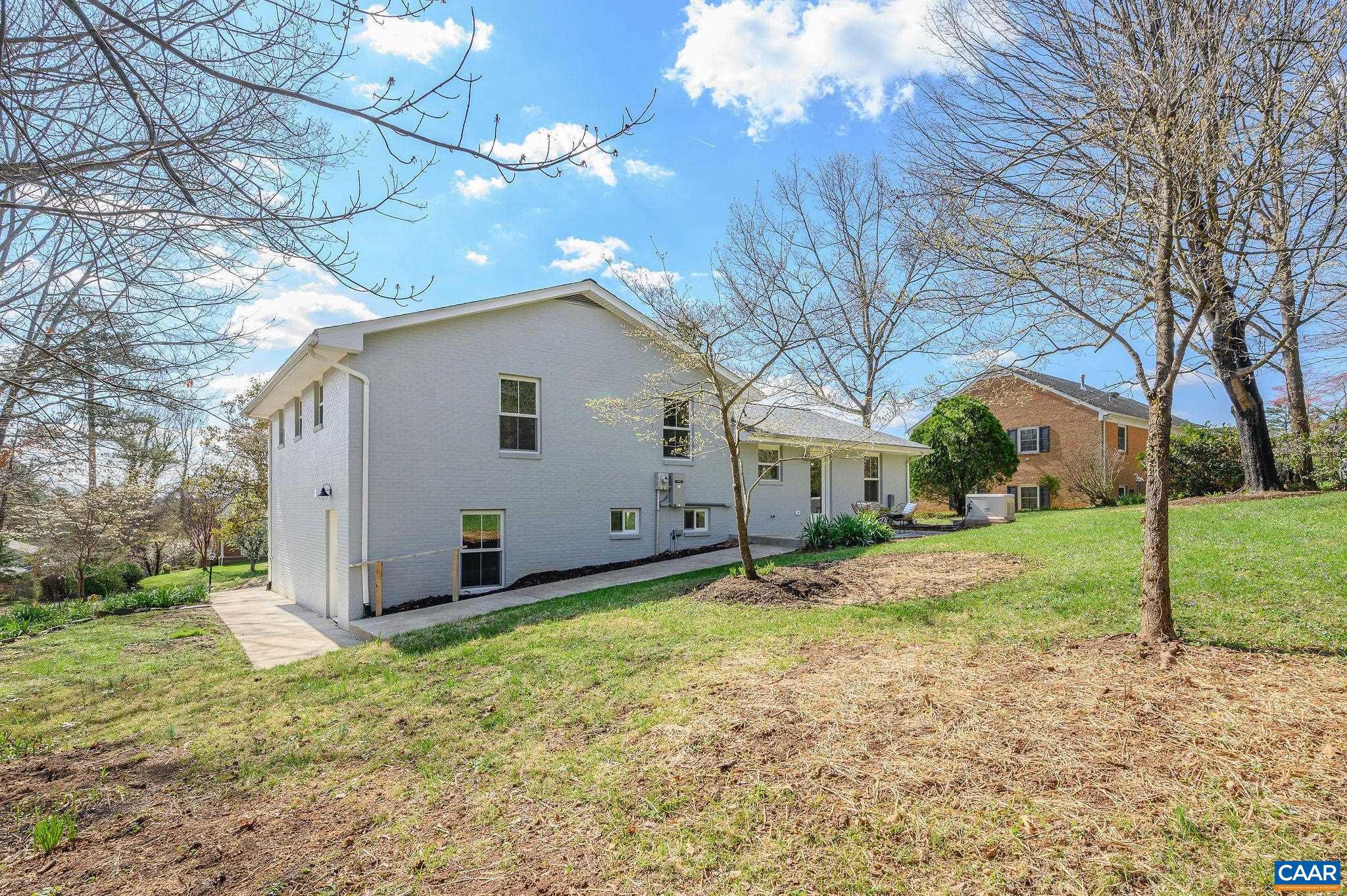 CANTERBURY HILLS - Residential