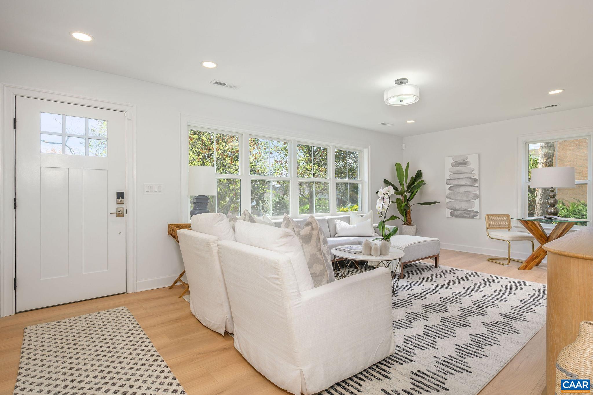CANTERBURY HILLS - Residential
