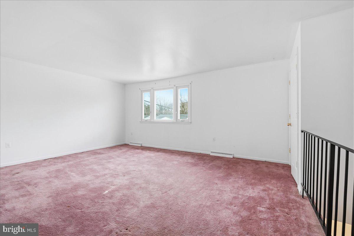 PHELPS 2ND ADDN TO FORESTVILLE - Residential