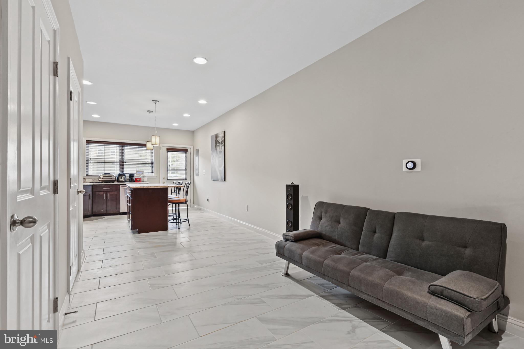 EAGER PARK TOWNHOMES - Residential Lease