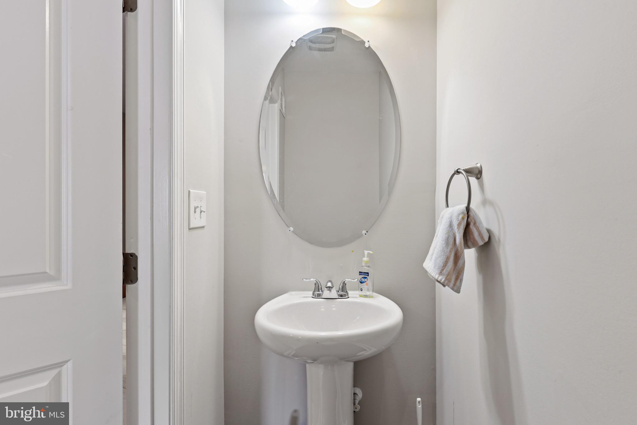 EAGER PARK TOWNHOMES - Residential Lease