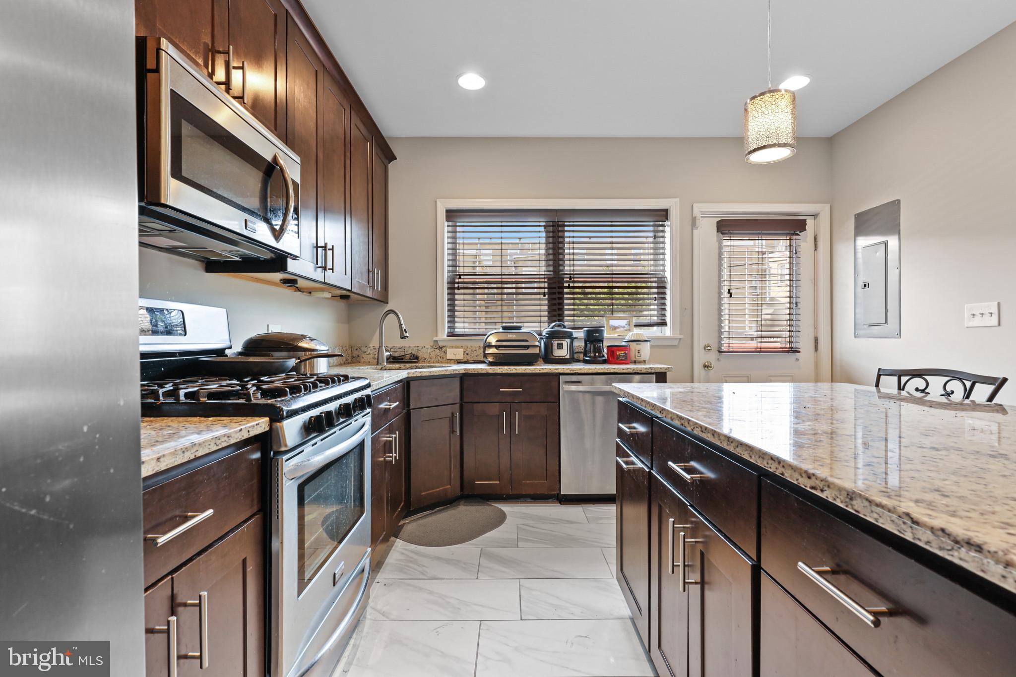 EAGER PARK TOWNHOMES - Residential Lease