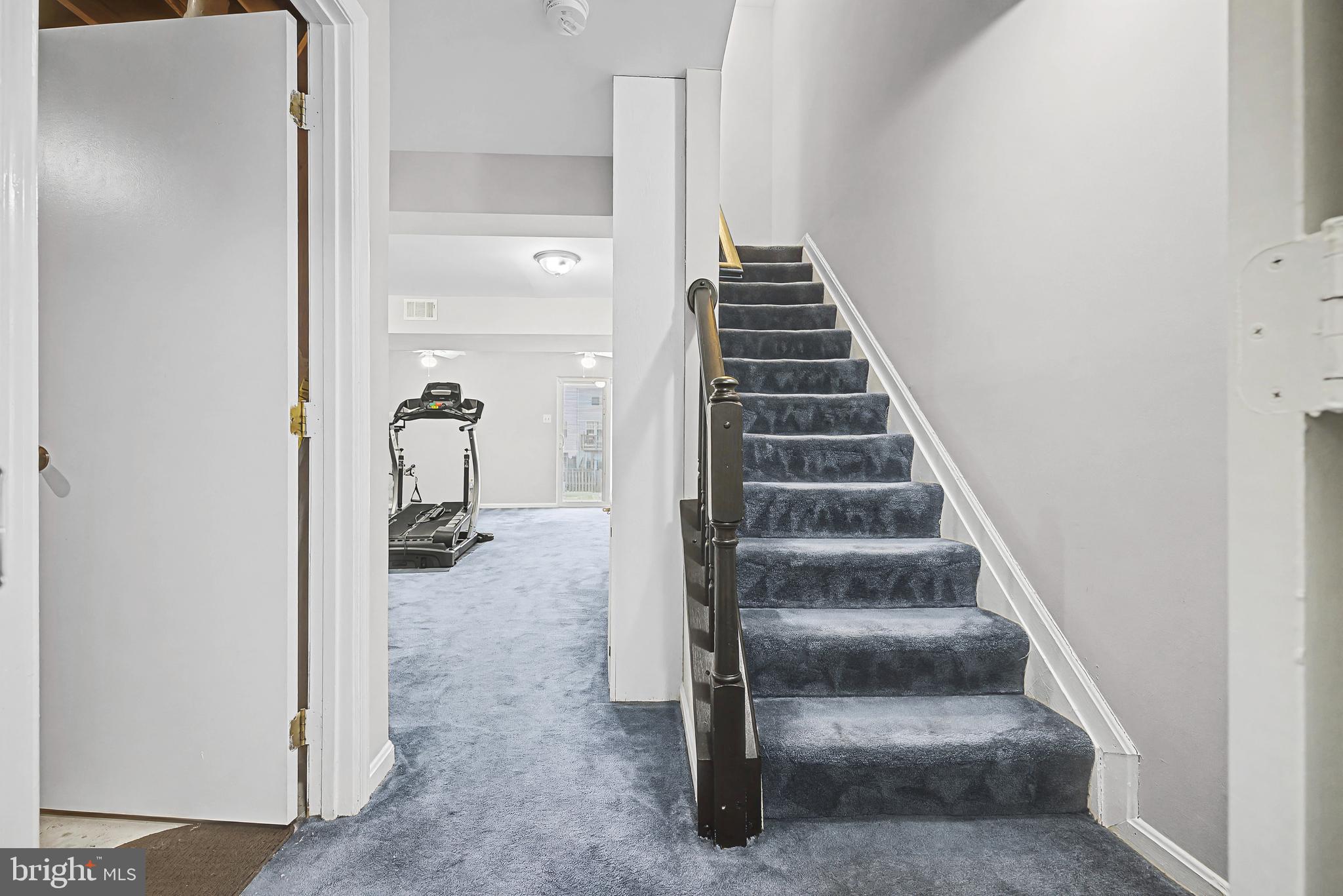 LONDON WOODS - Residential