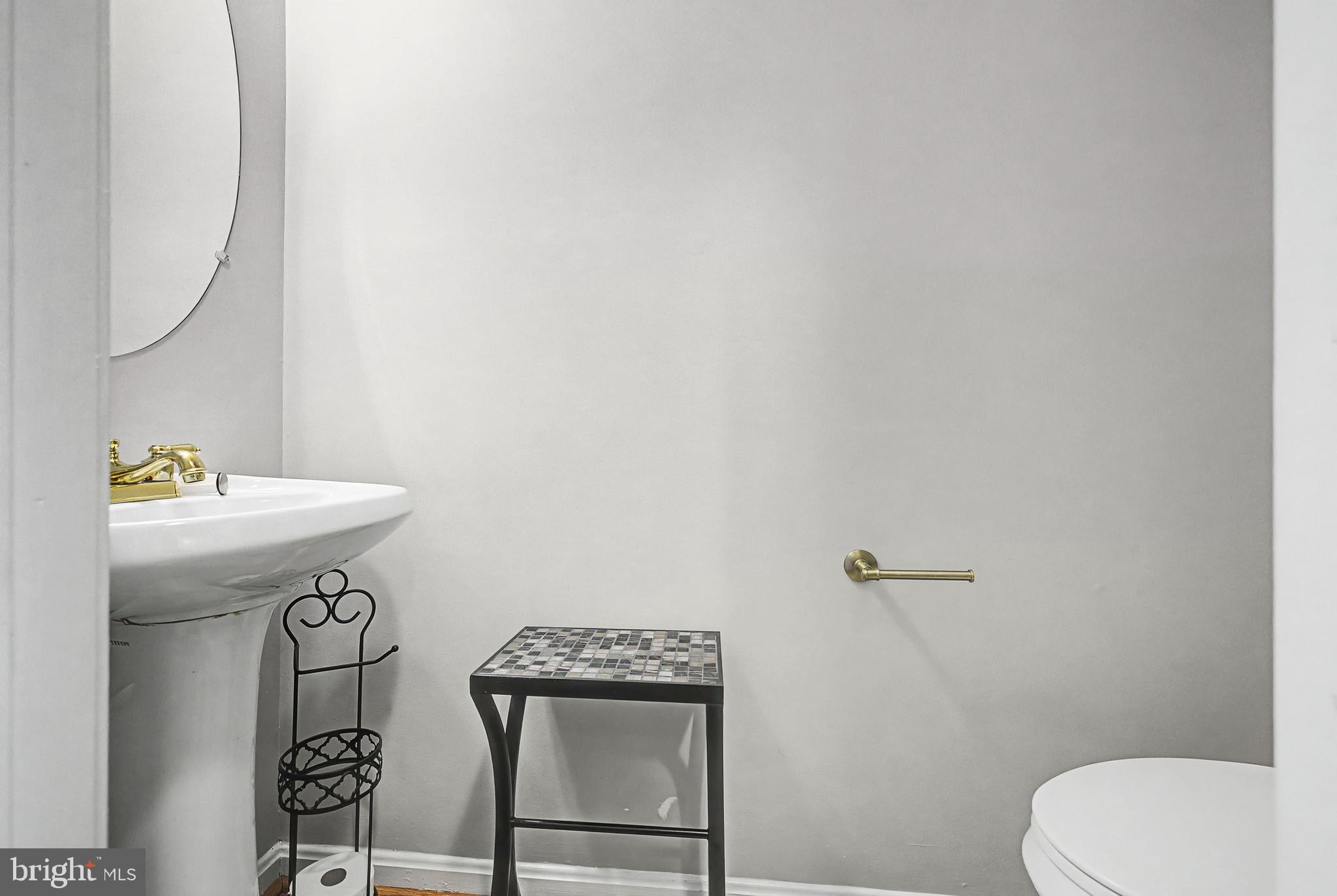 LONDON WOODS - Residential