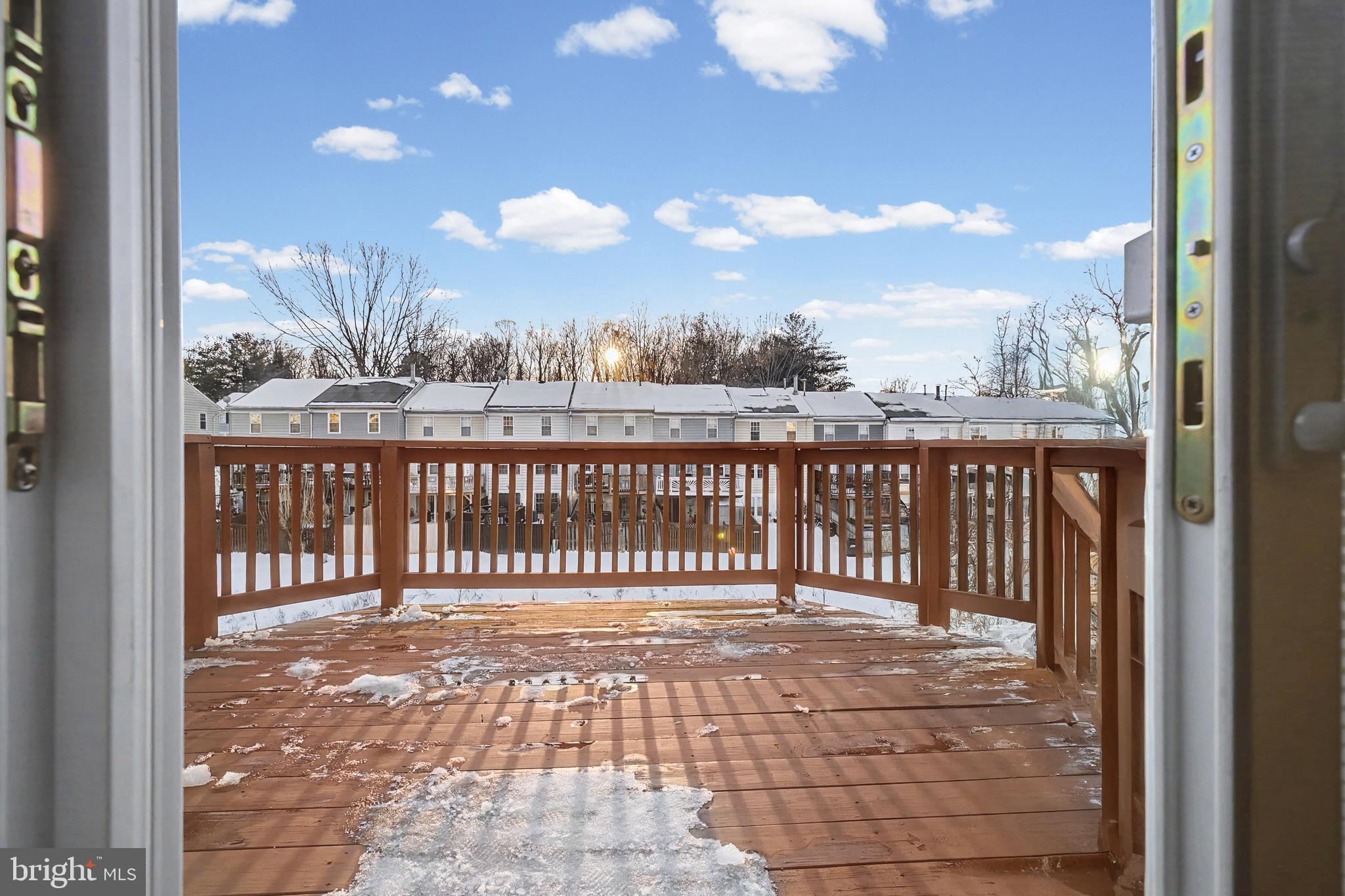 LONDON WOODS - Residential