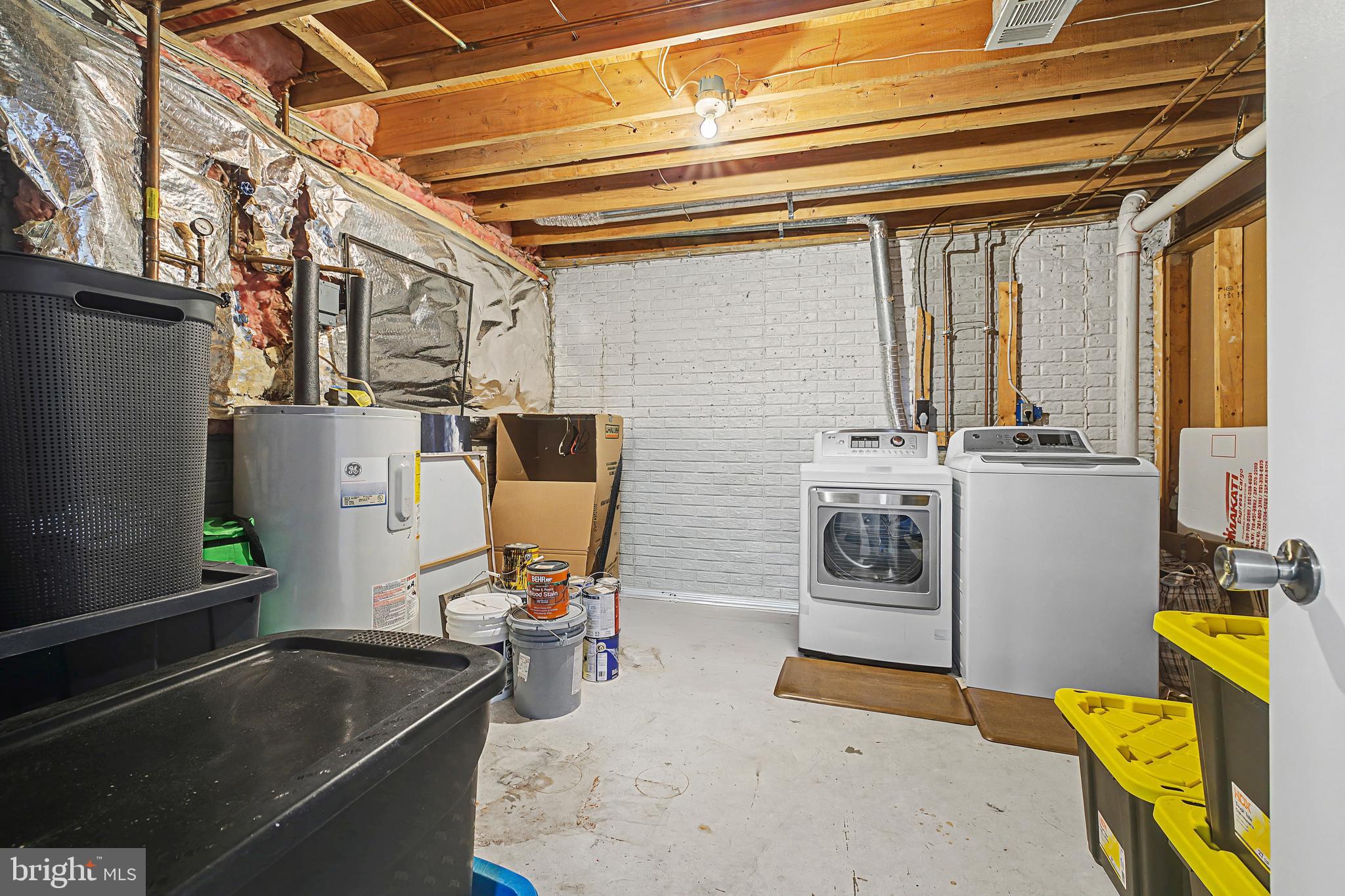 LONDON WOODS - Residential