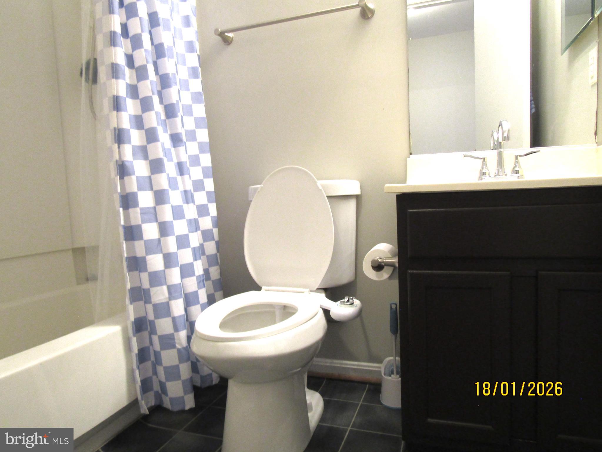 LONDON WOODS - Residential