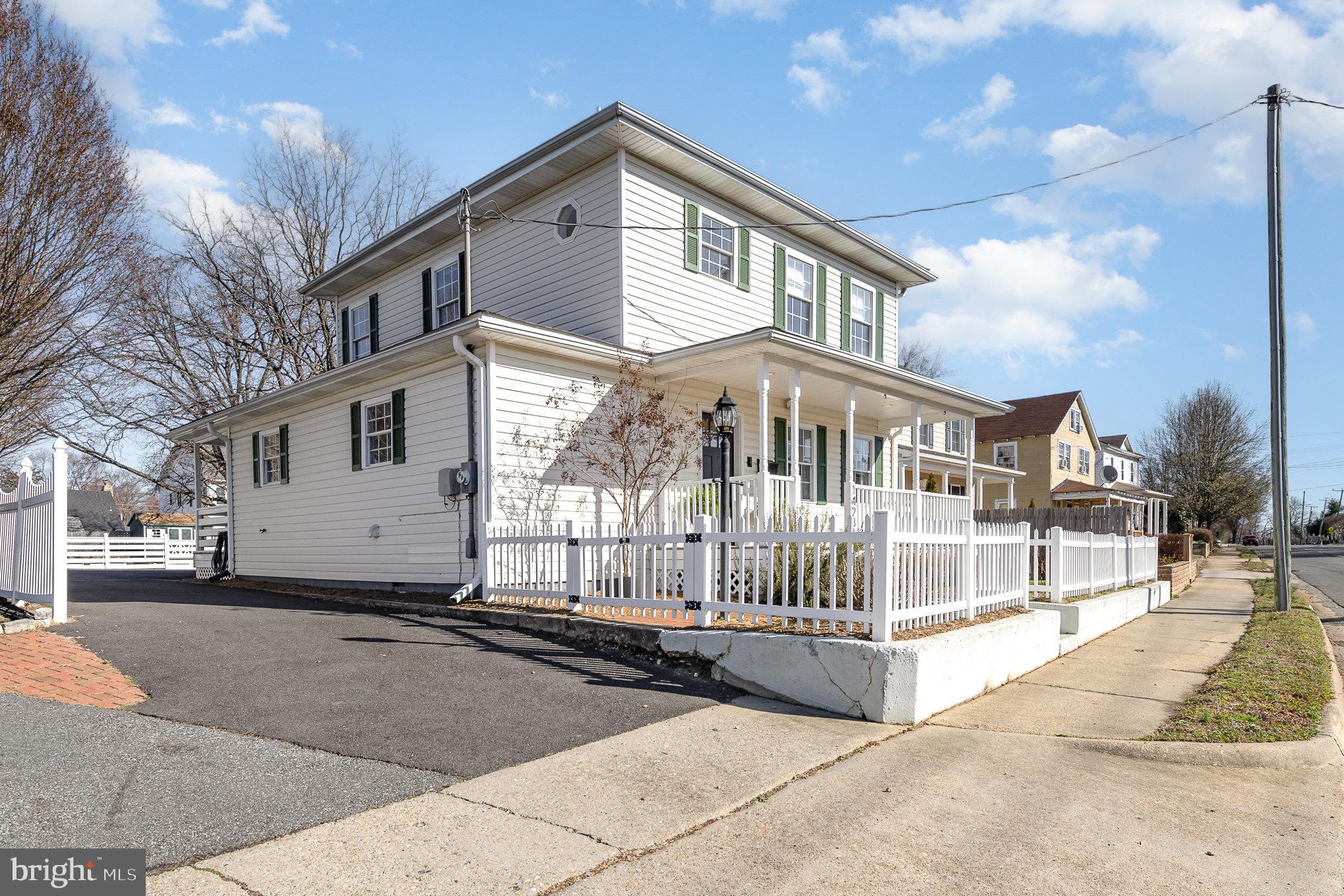 DOWNTOWN FREDERICKSBURG - Residential