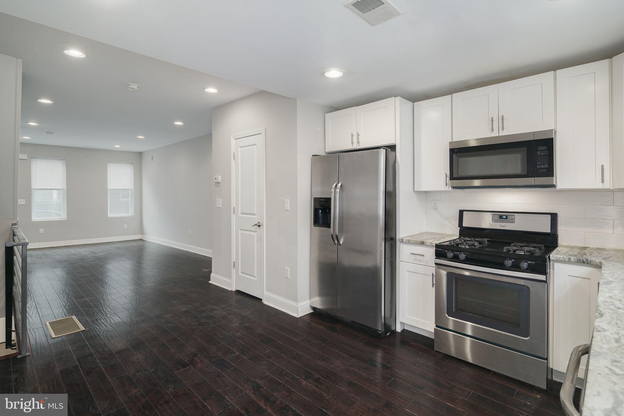 POINT BREEZE - Residential