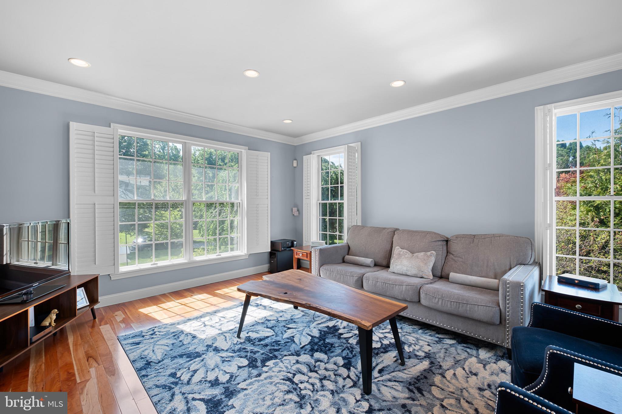 124 S DEER RUN DRIVE