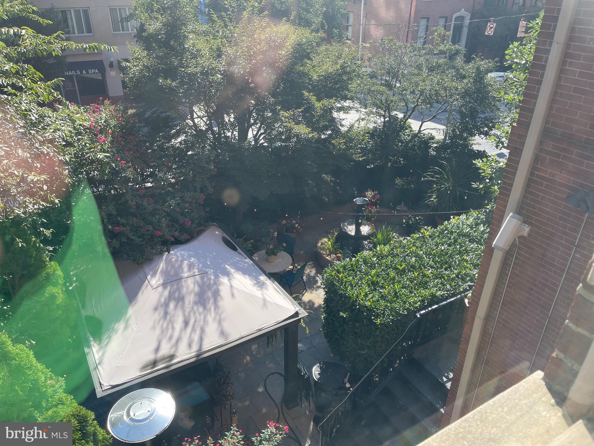 MOUNT VERNON PLACE HISTORIC DISTRICT - Residential Lease