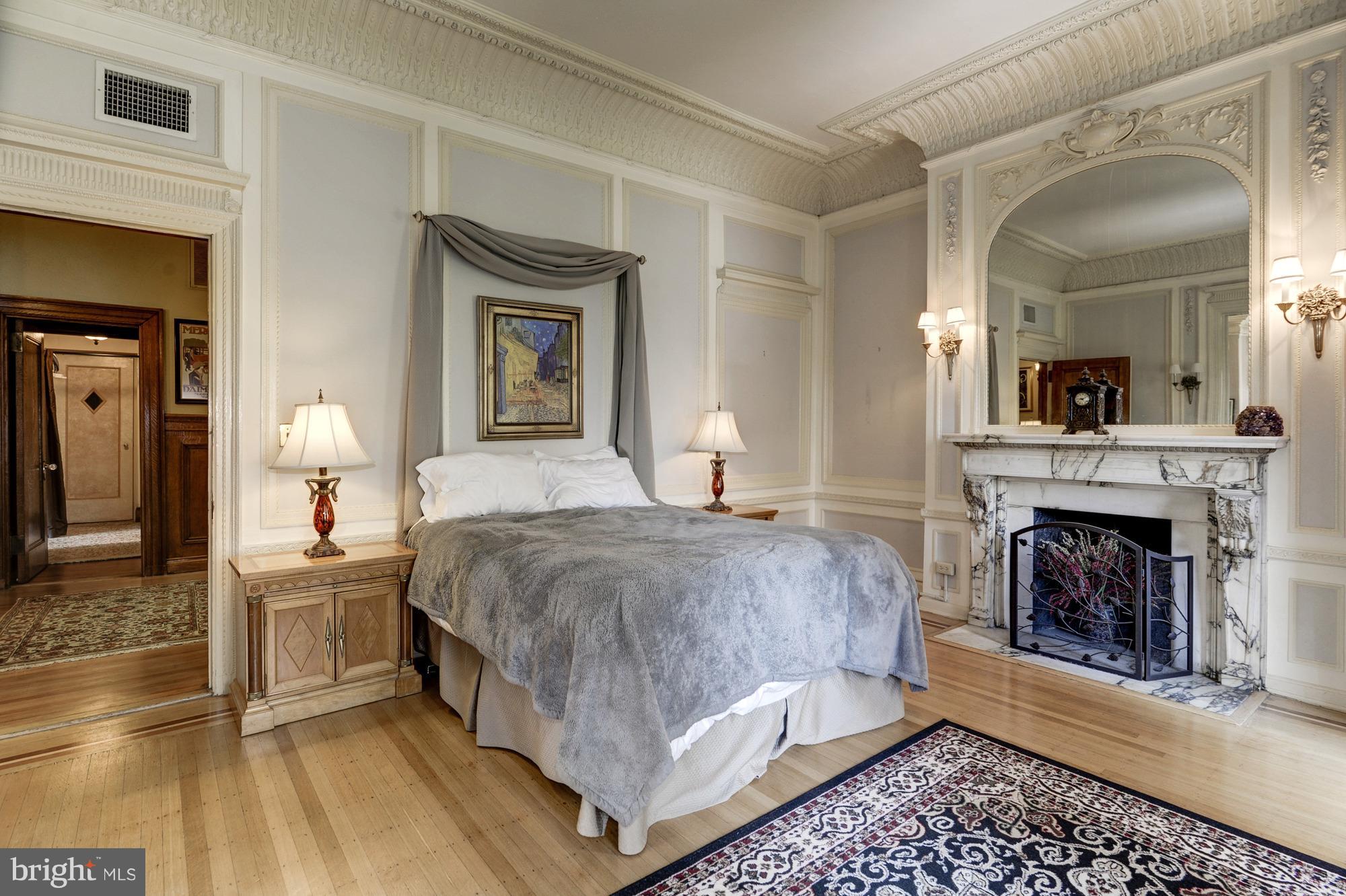 MOUNT VERNON PLACE HISTORIC DISTRICT - Residential Lease