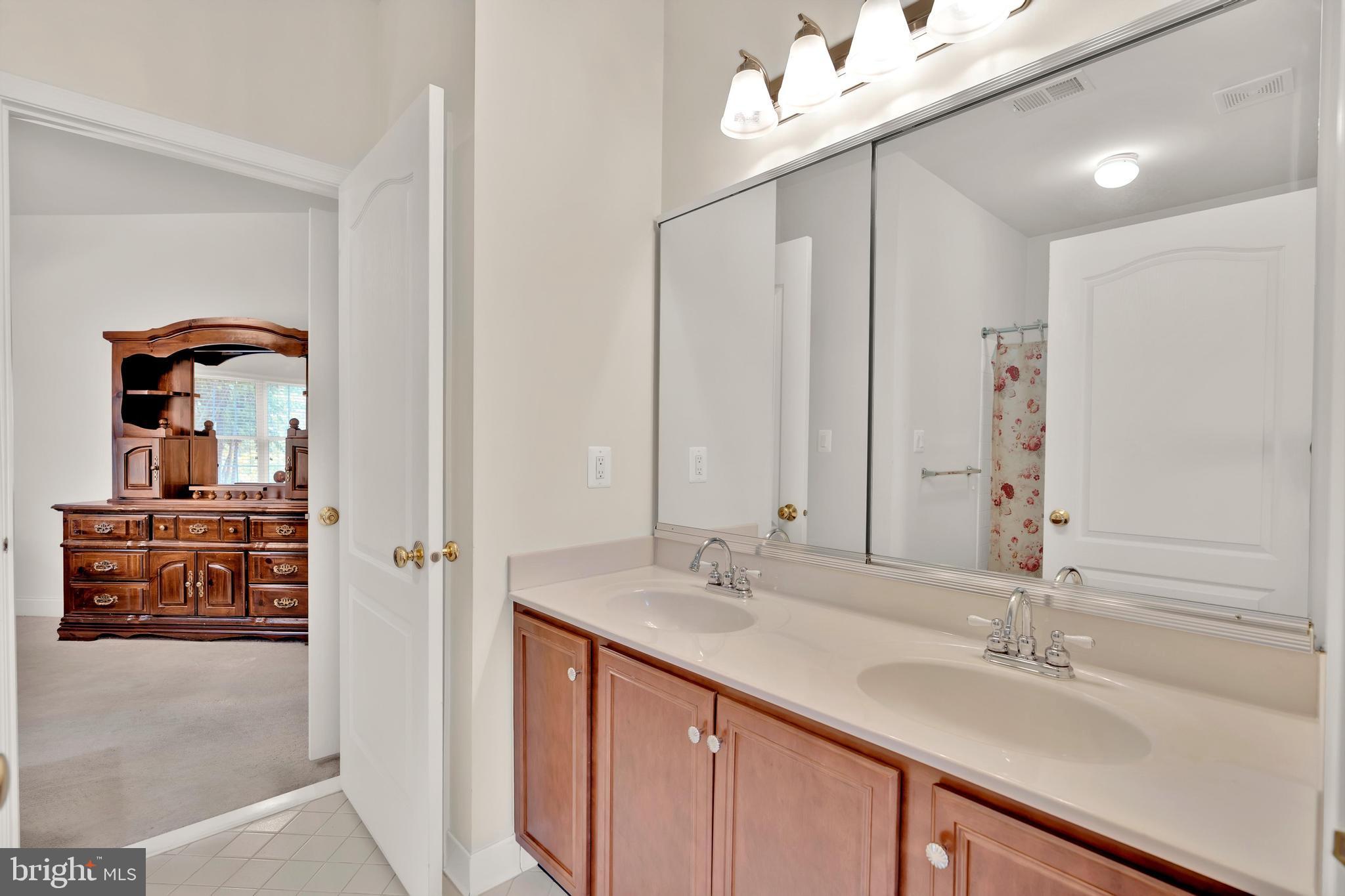 BELMONT COUNTRY CLUB - Residential