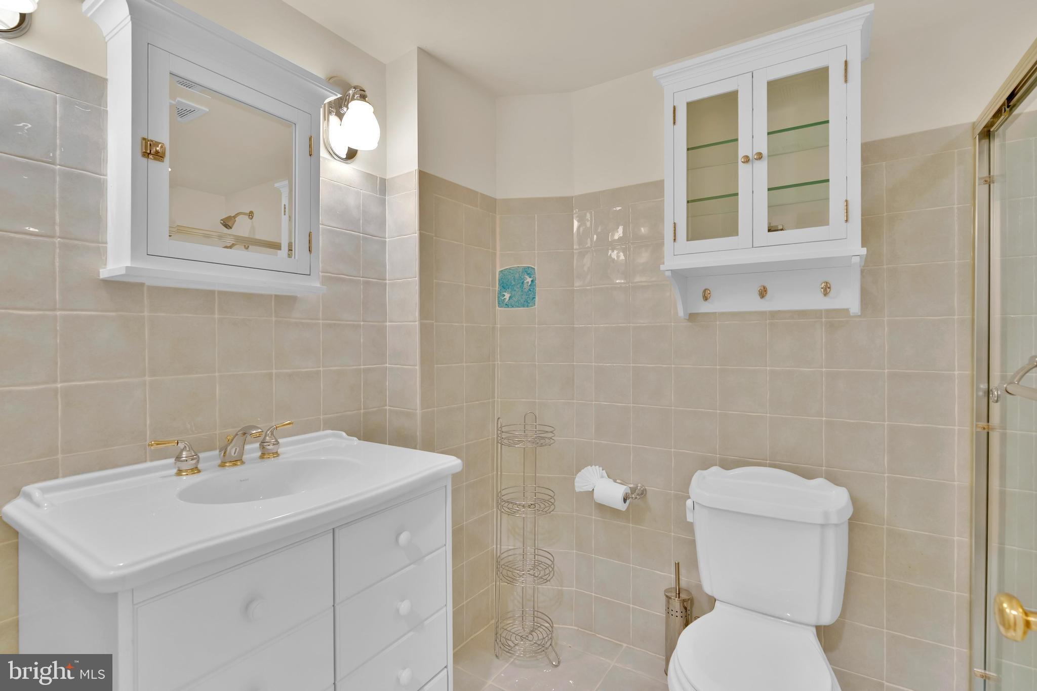 BELMONT COUNTRY CLUB - Residential