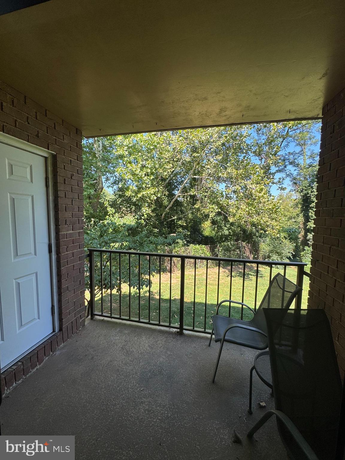 DULANEY VALLEY GARDENS - Residential Lease