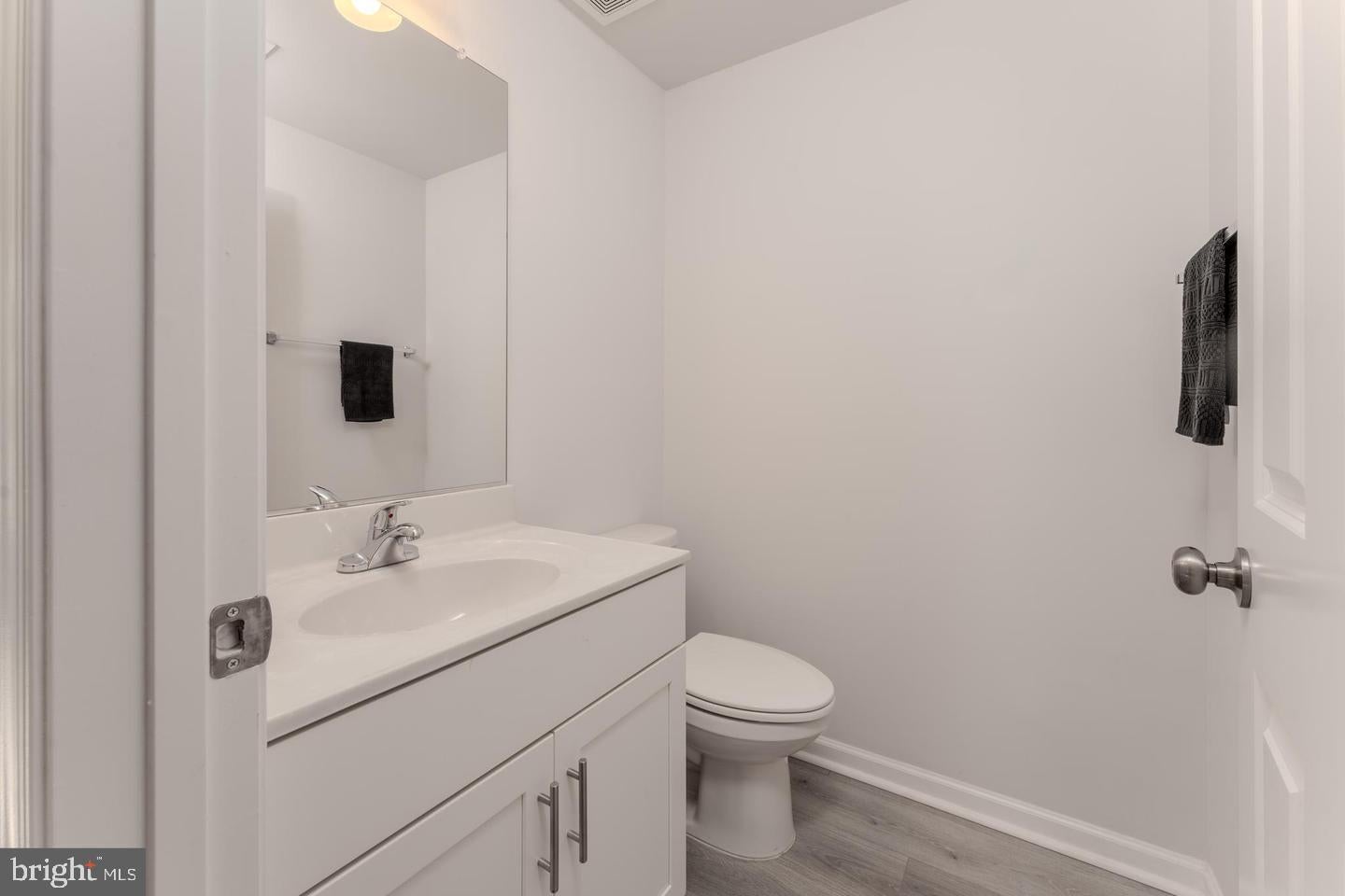 14301 SUMMIT VIEW LANE