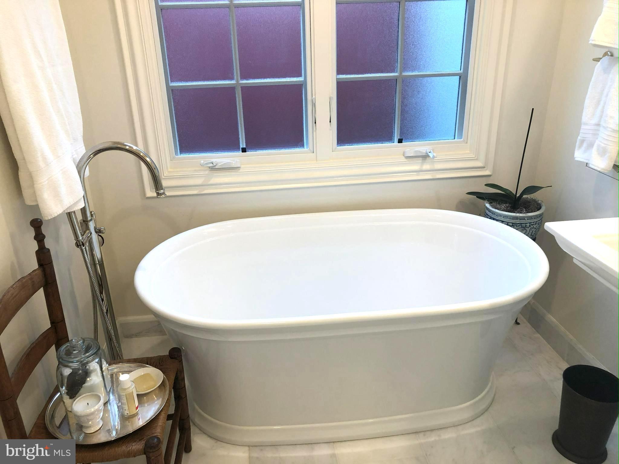 OLD TOWN HISTORIC - Residential Lease