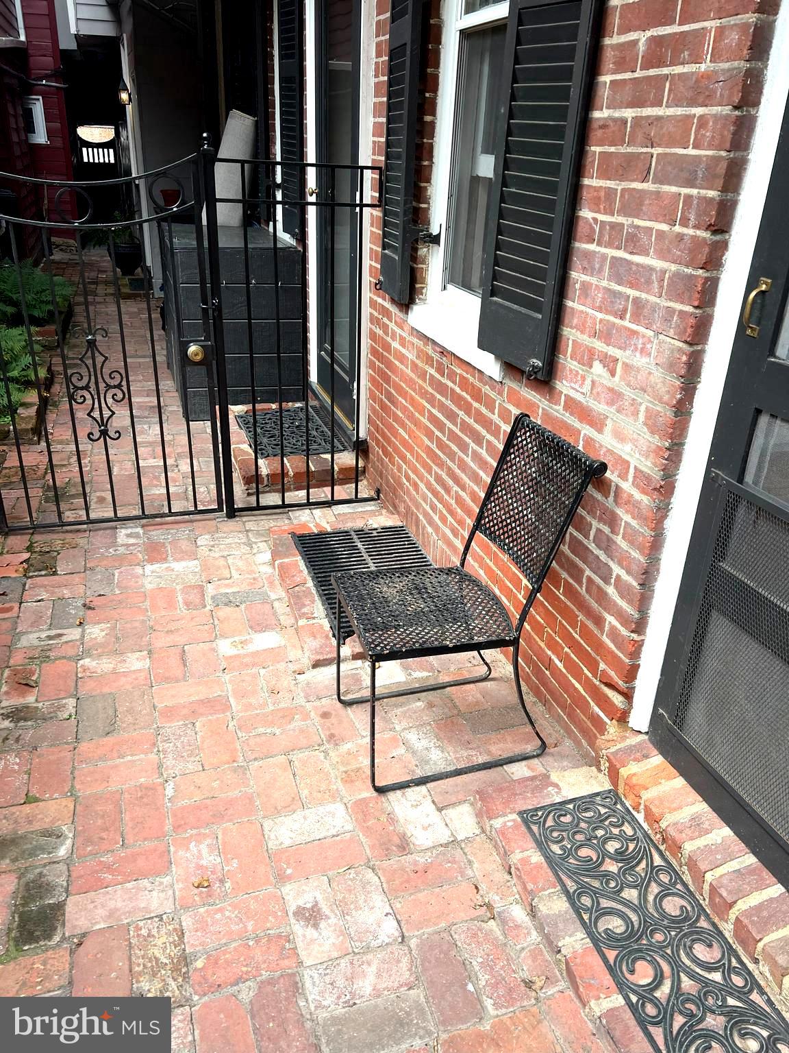 OLD TOWN HISTORIC - Residential Lease