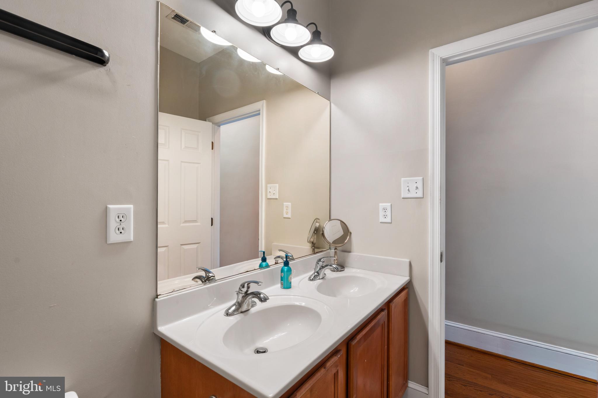 IRVINGTON - Residential